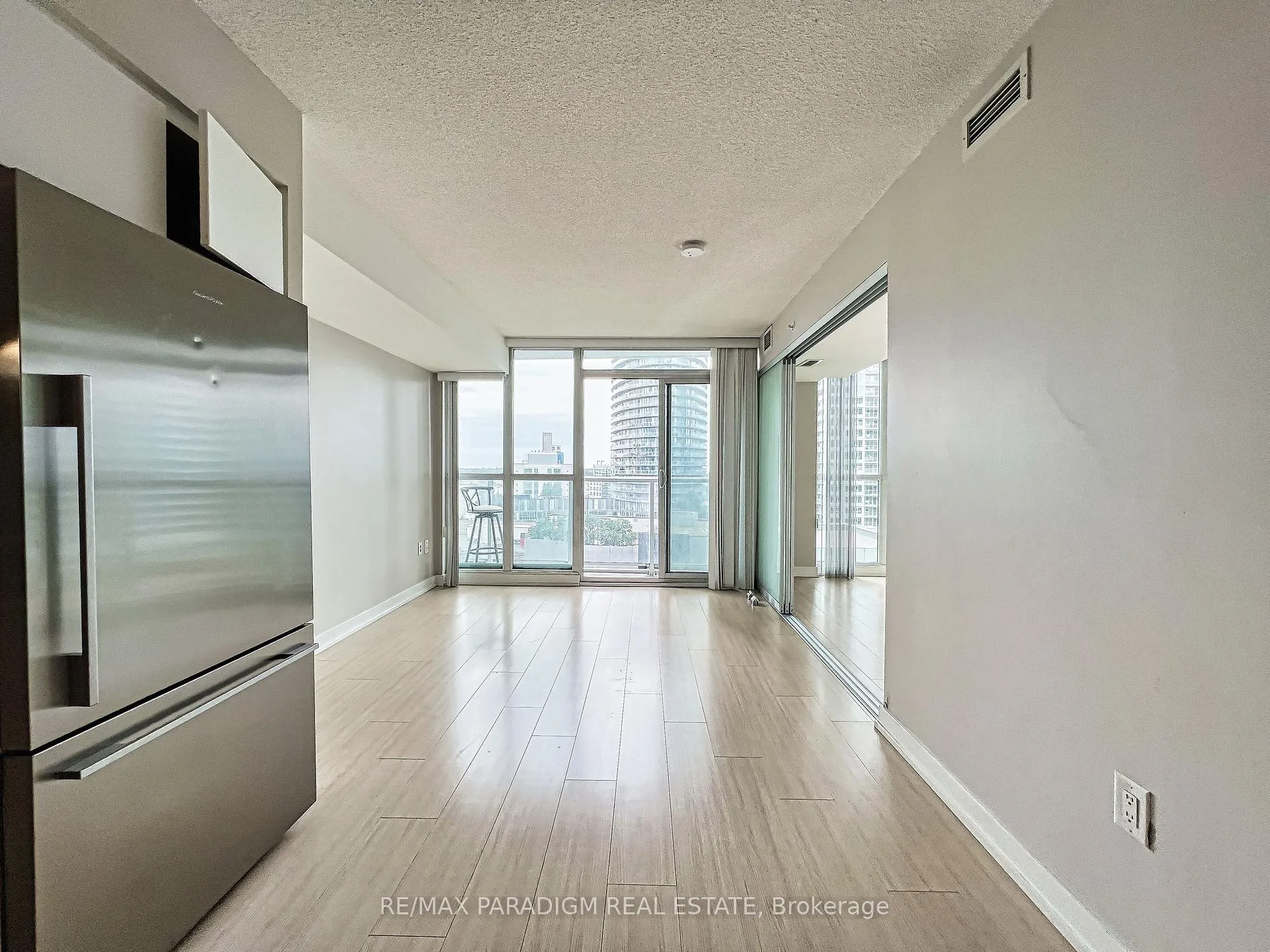 Photo 15 of Unit 1003, 85 Queens Wharf Road, Toronto, Waterfront Communities — HOMEH