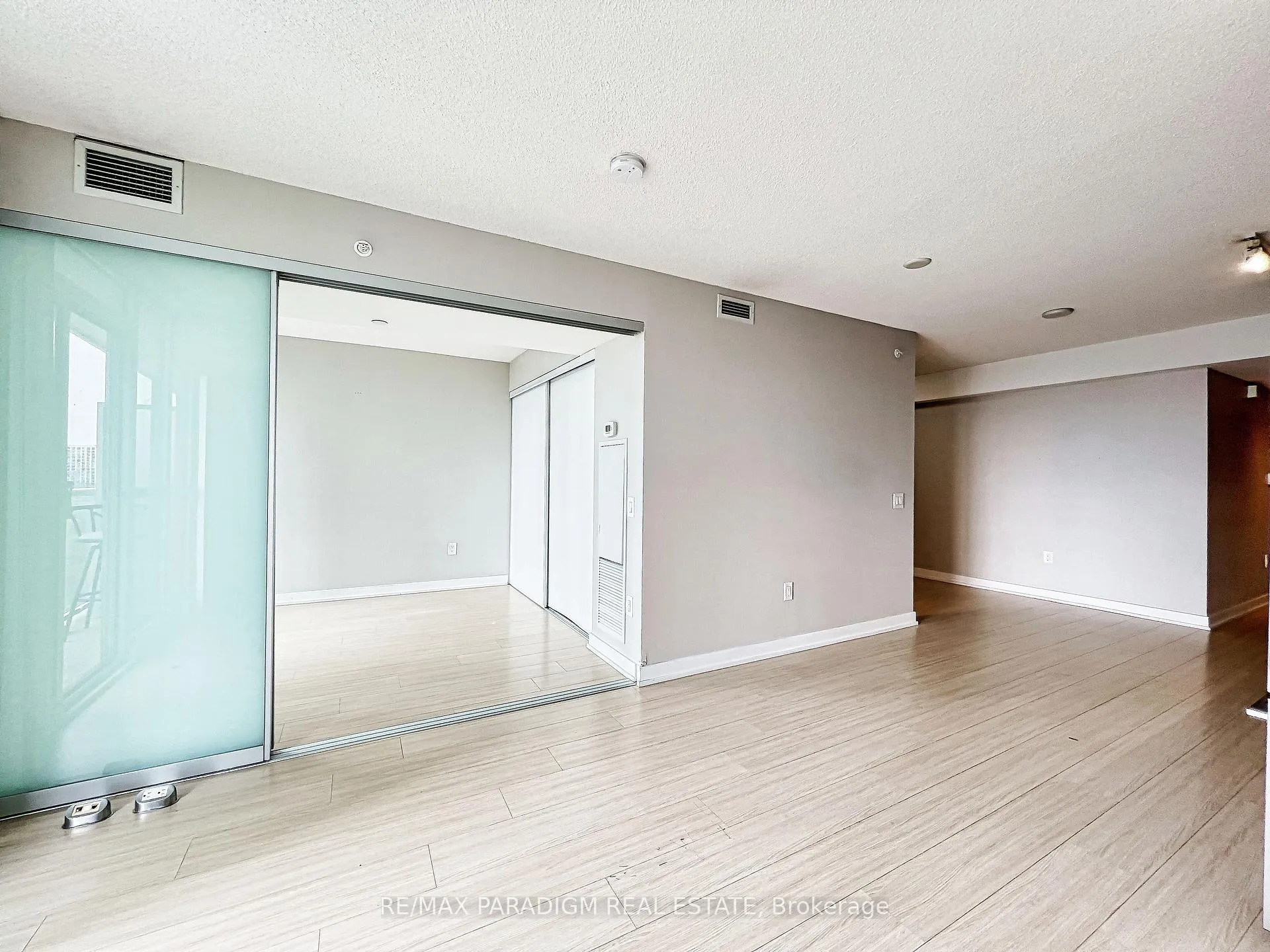Photo 22 of Unit 1003, 85 Queens Wharf Road, Toronto, Waterfront Communities — HOMEH