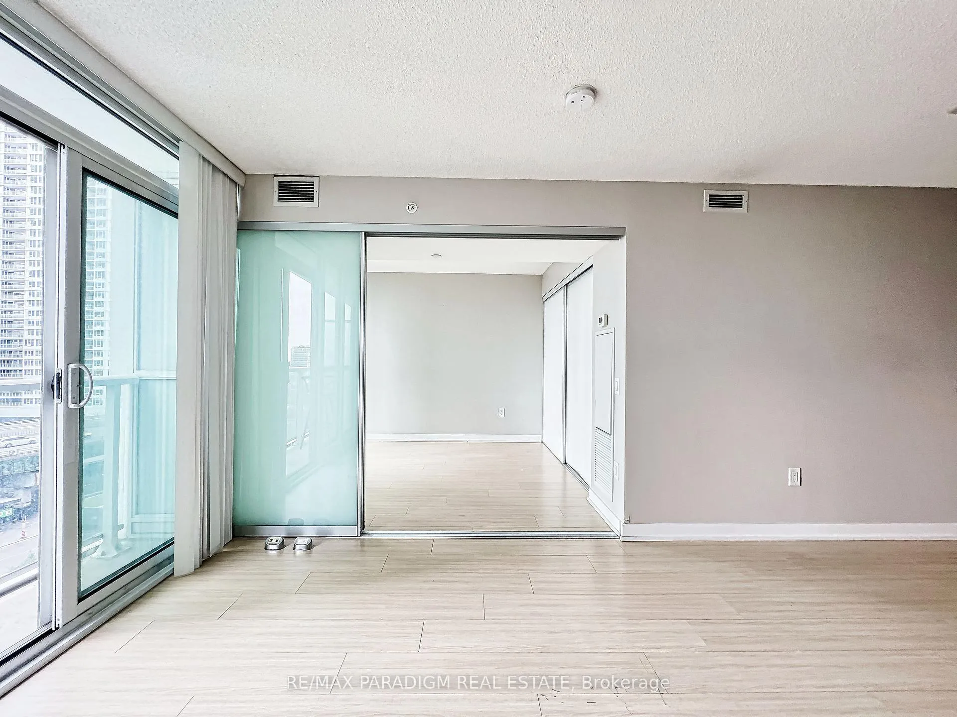 Photo 23 of Unit 1003, 85 Queens Wharf Road, Toronto, Waterfront Communities — HOMEH