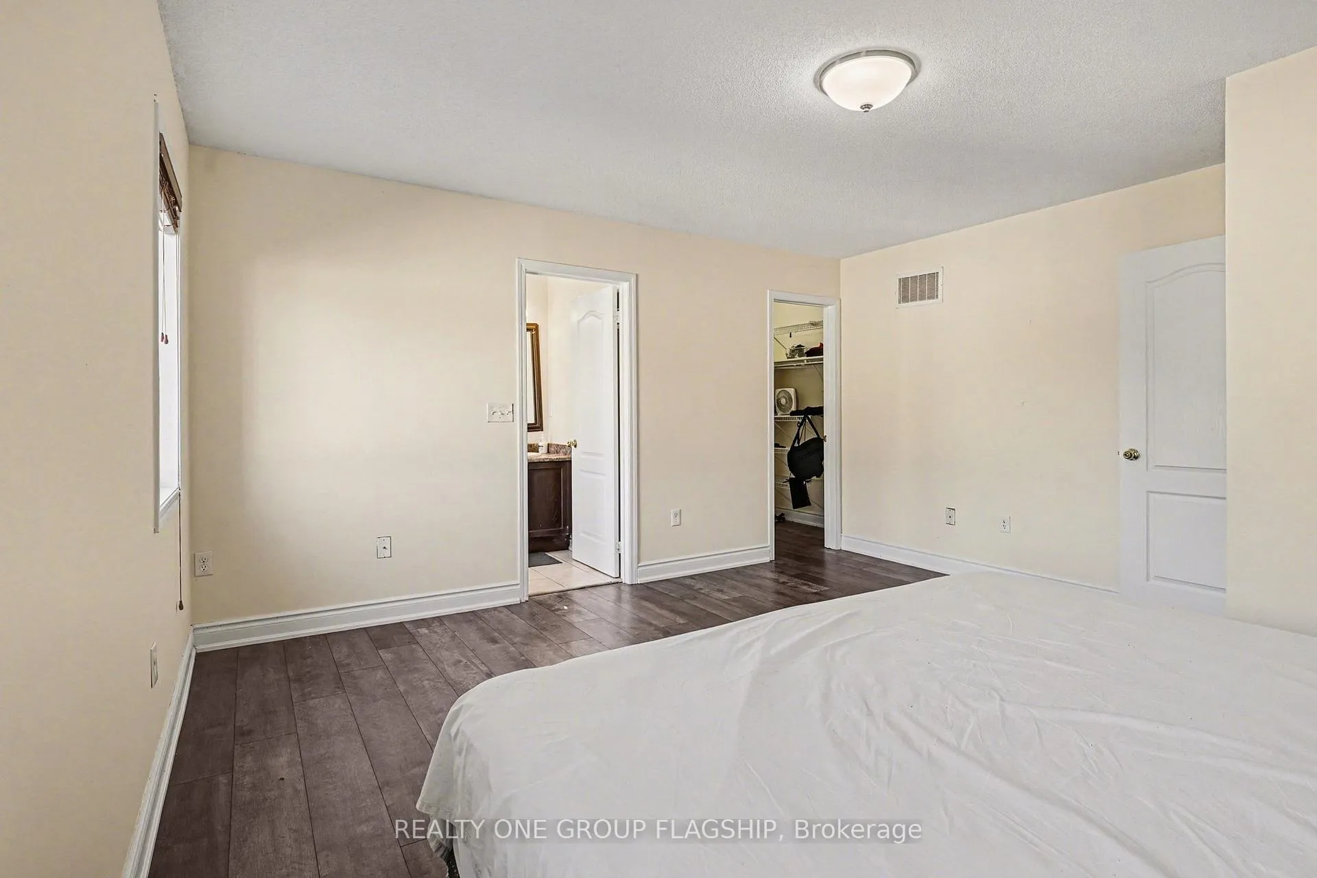 Photo 14 of 4208 Prudham Avenue, Burlington, Alton — HOMEH