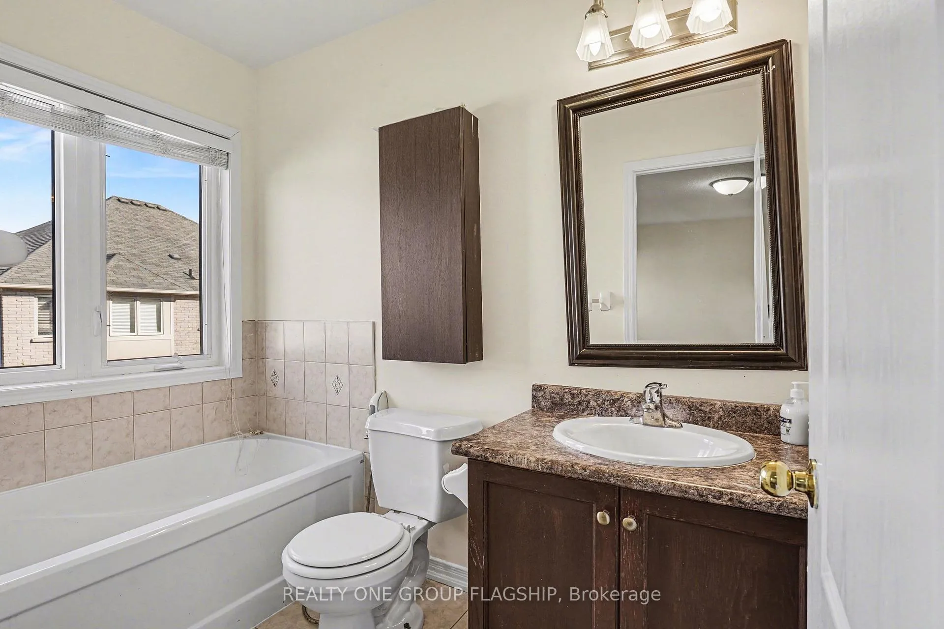 Photo 16 of 4208 Prudham Avenue, Burlington, Alton — HOMEH