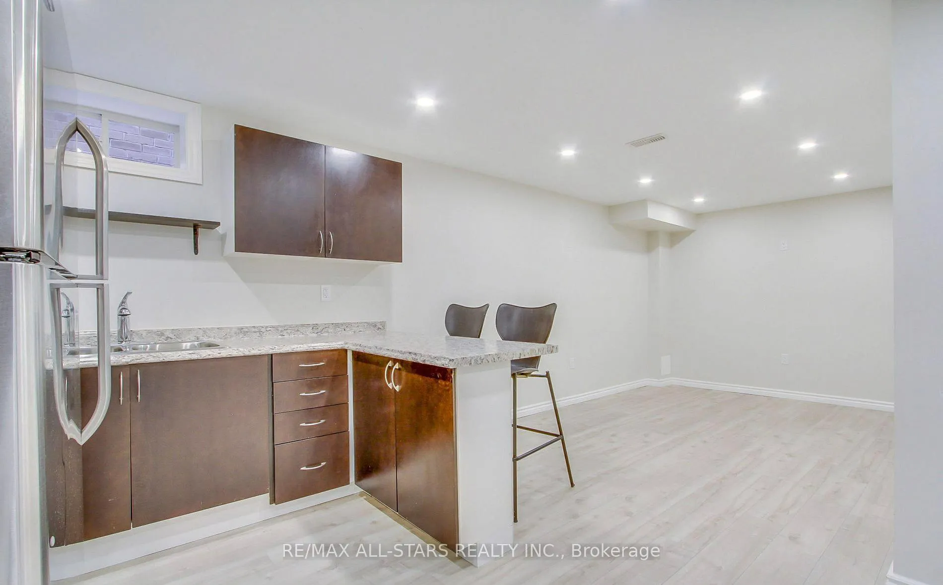 Photo 4 of 78 Scotia Rd, Georgina, Sutton & Jackson's Point — HOMEH