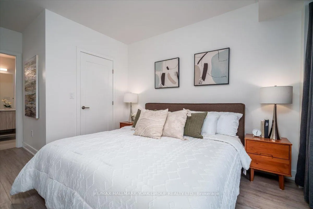 Photo 15 of Unit 520, 185 Dunlop Street E, Barrie, Lakeshore — HOMEH