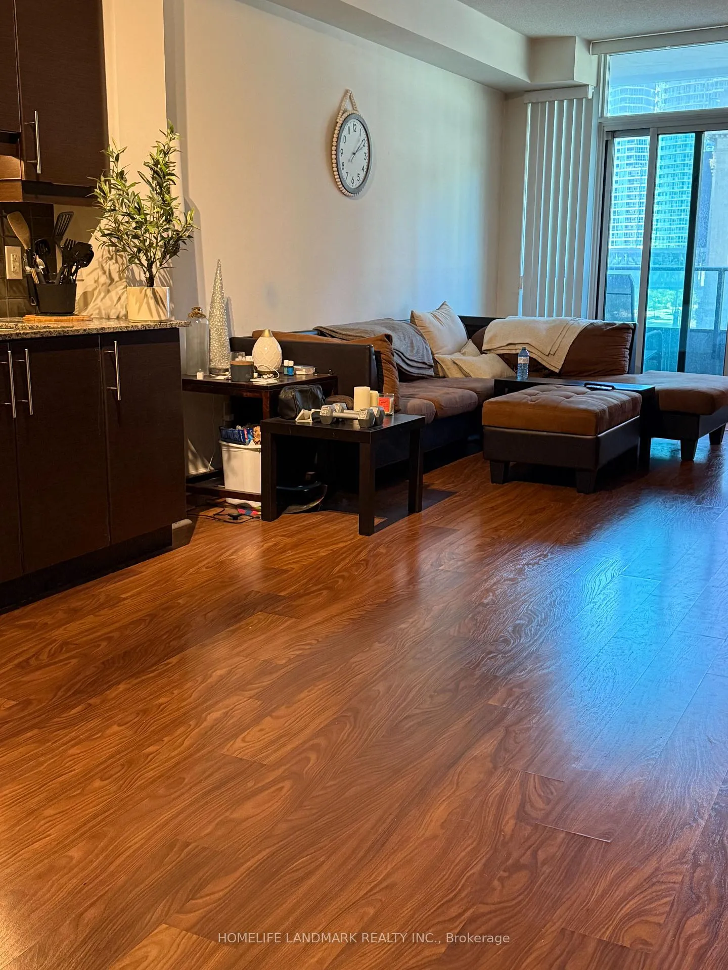 Photo 6 of Unit 301, 33 Bay Street, Toronto, Bay Street Corridor — HOMEH
