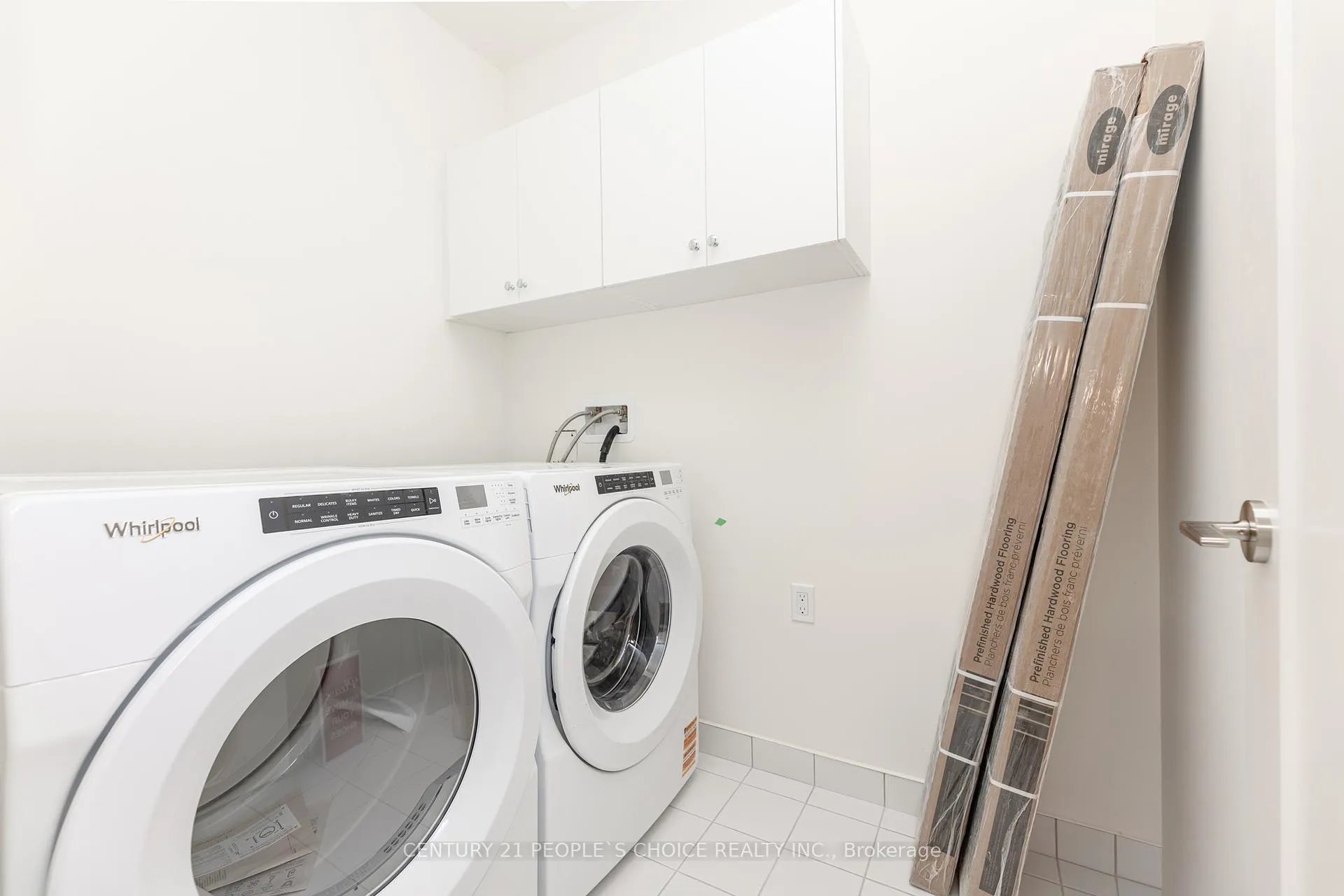 Photo 6 of Unit PH110, 8960 Jane Street, Vaughan, Concord — HOMEH