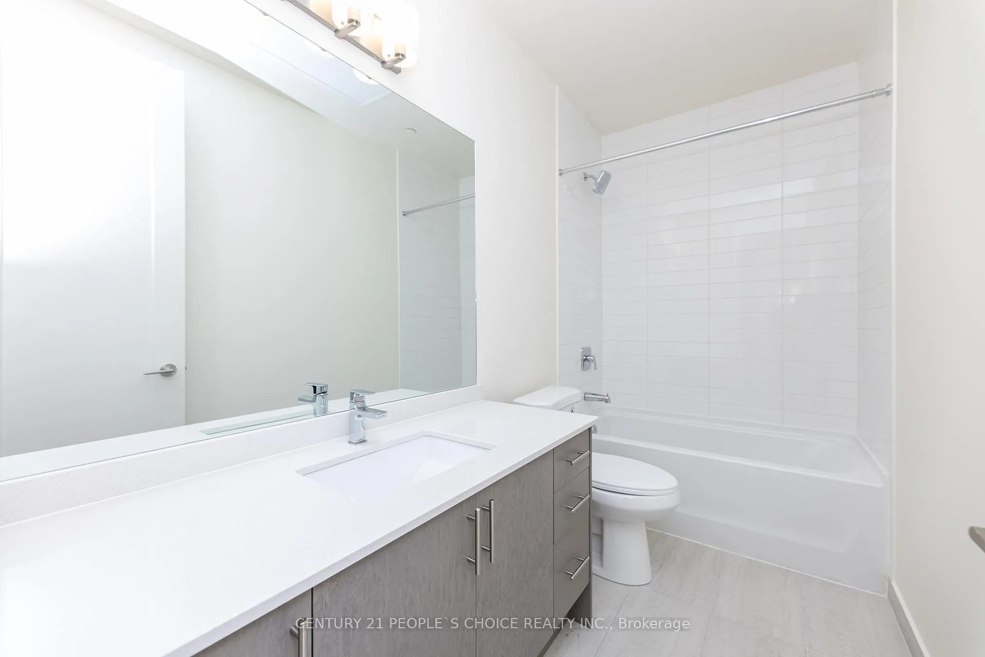 Photo 31 of Unit PH110, 8960 Jane Street, Vaughan, Concord — HOMEH