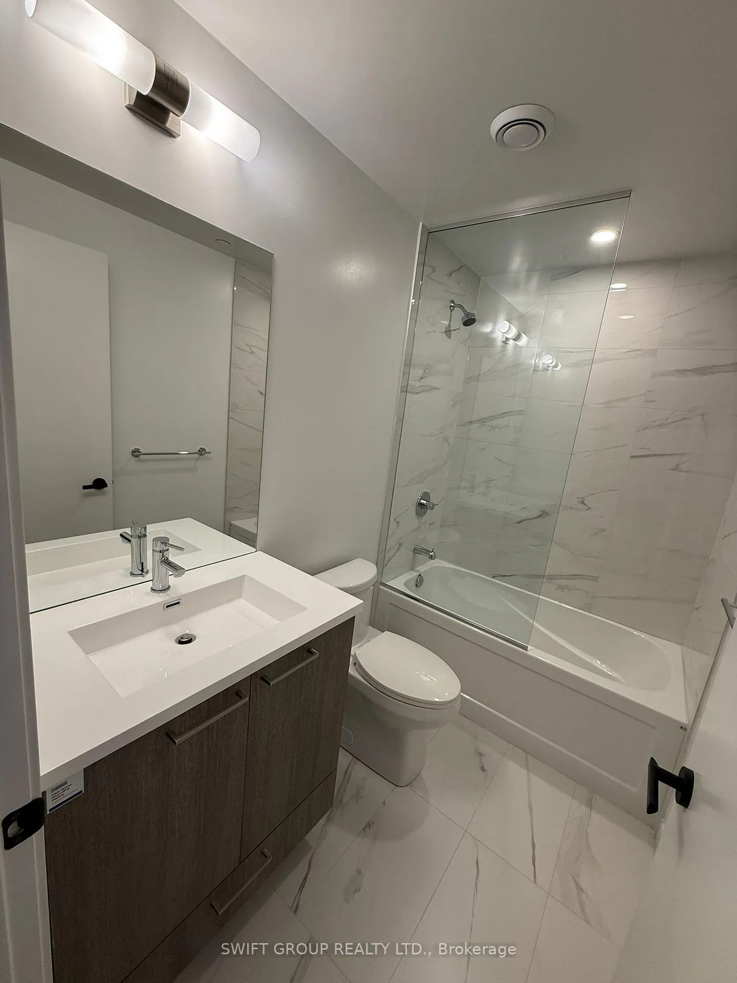 Photo 7 of Unit 3908, 225 Commerce Street, Vaughan, Vaughan Corporate Centre — HOMEH