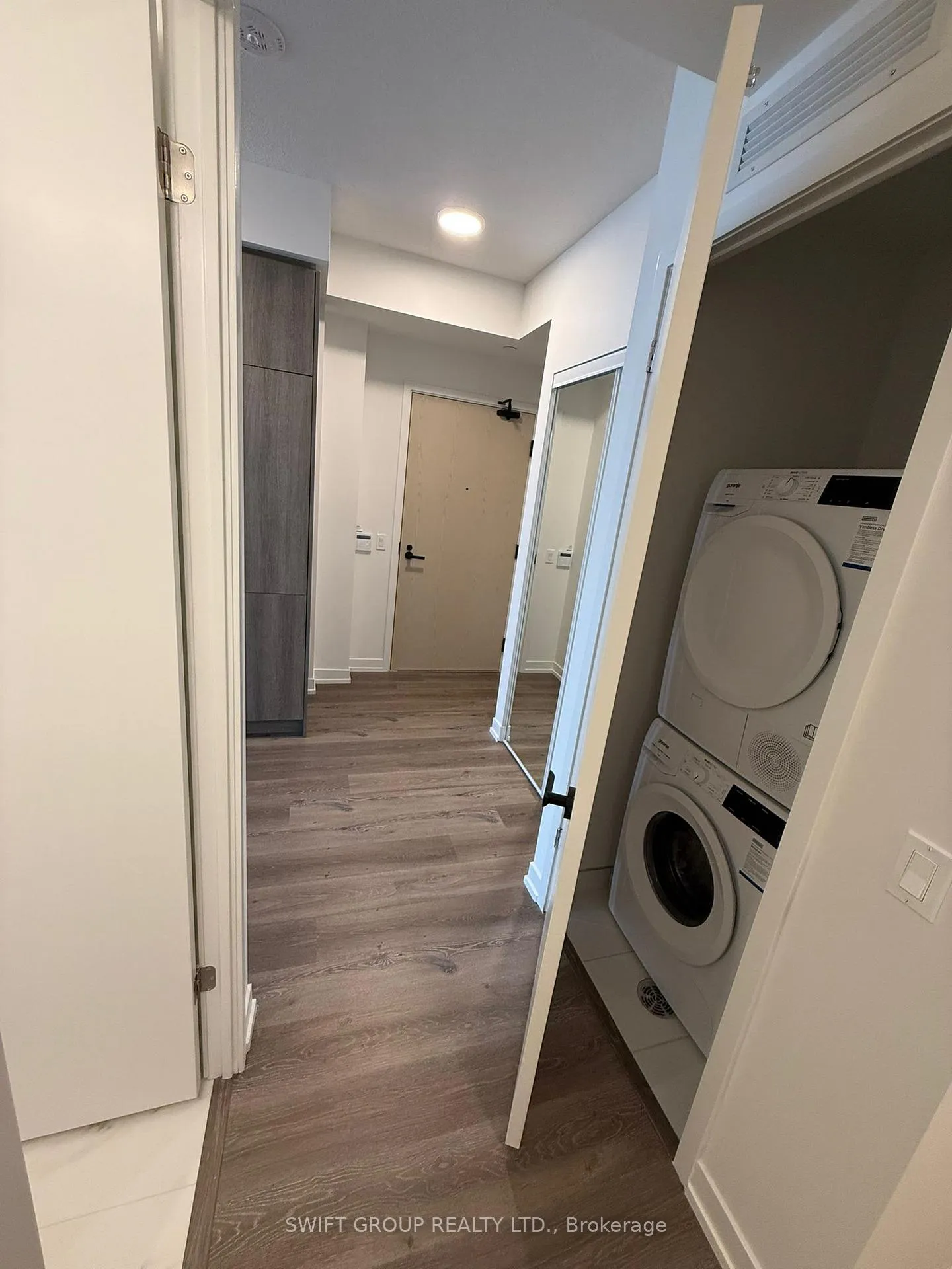 Photo 10 of Unit 3908, 225 Commerce Street, Vaughan, Vaughan Corporate Centre — HOMEH