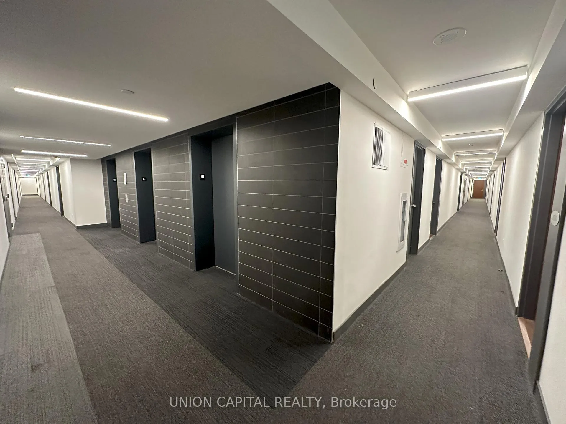 Photo 3 of Unit 1011, 120 Varna Drive, Toronto, Englemount-Lawrence — HOMEH