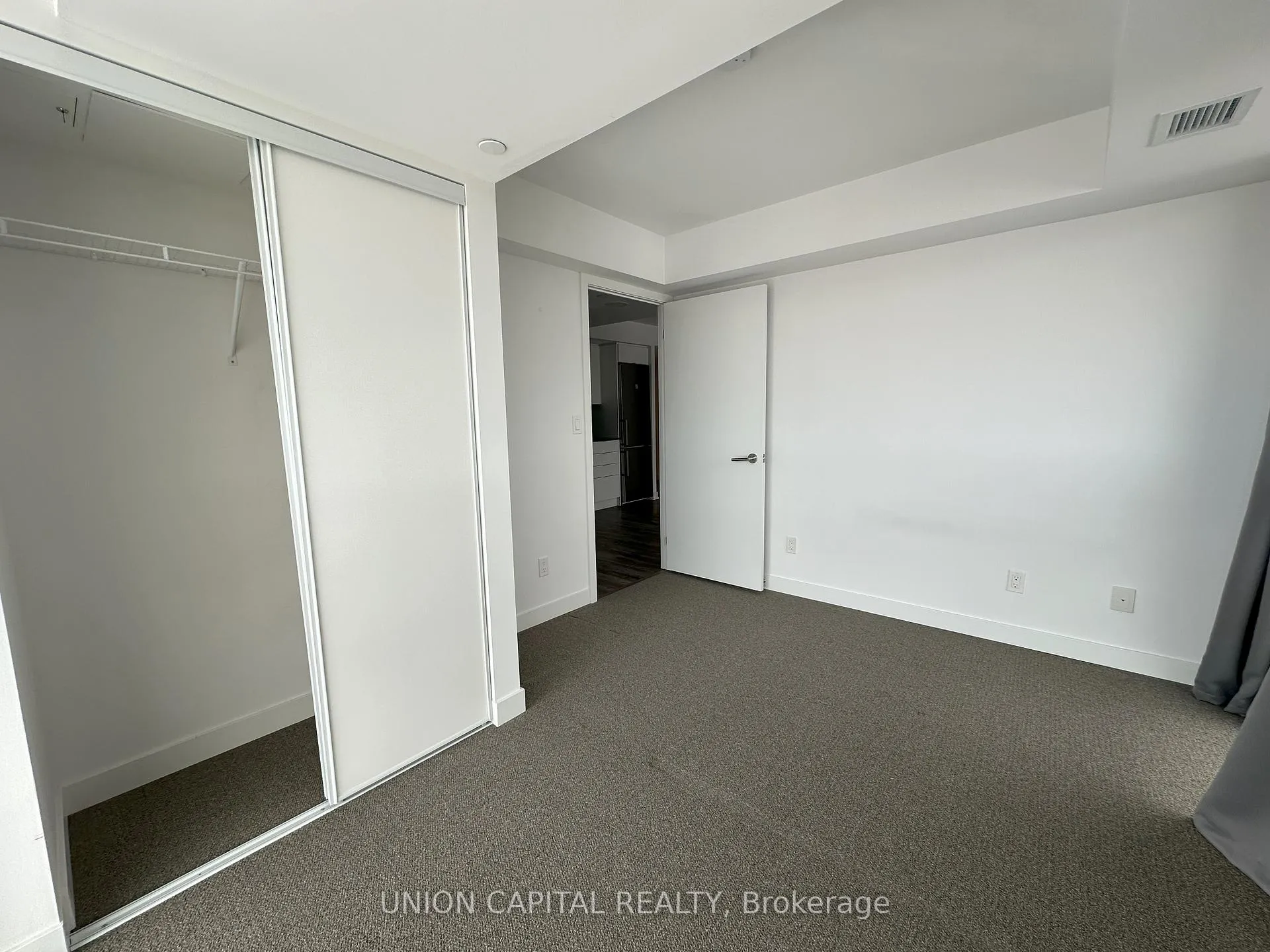 Photo 6 of Unit 1011, 120 Varna Drive, Toronto, Englemount-Lawrence — HOMEH