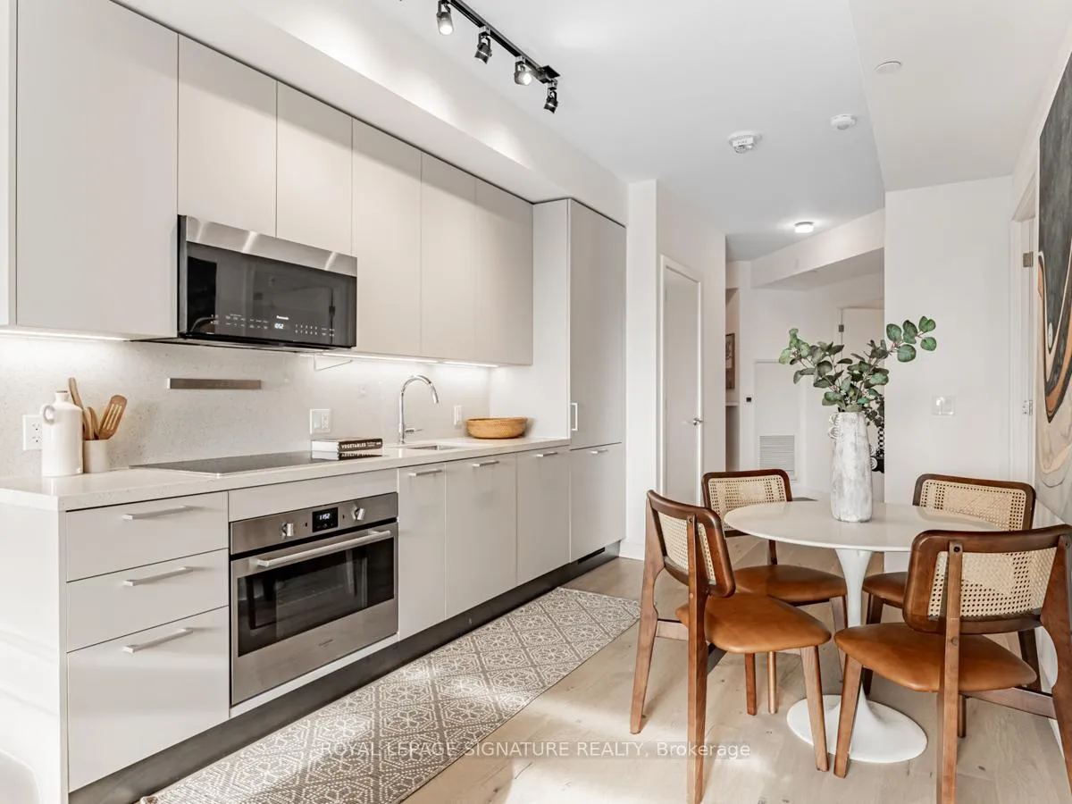 Photo 7 of Unit 601, 200 Sudbury Street, Toronto, Little Portugal — HOMEH