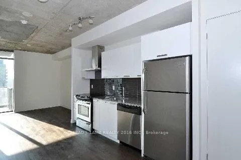 Photo 6 of Unit 918, 95 Bathurst Street, Toronto, Waterfront Communities — HOMEH