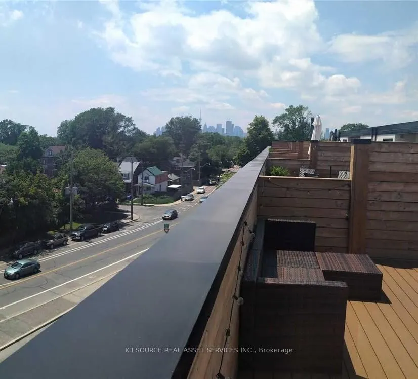 Photo 11 of Unit 2, 100 Coxwell Avenue, Toronto, Greenwood-Coxwell — HOMEH