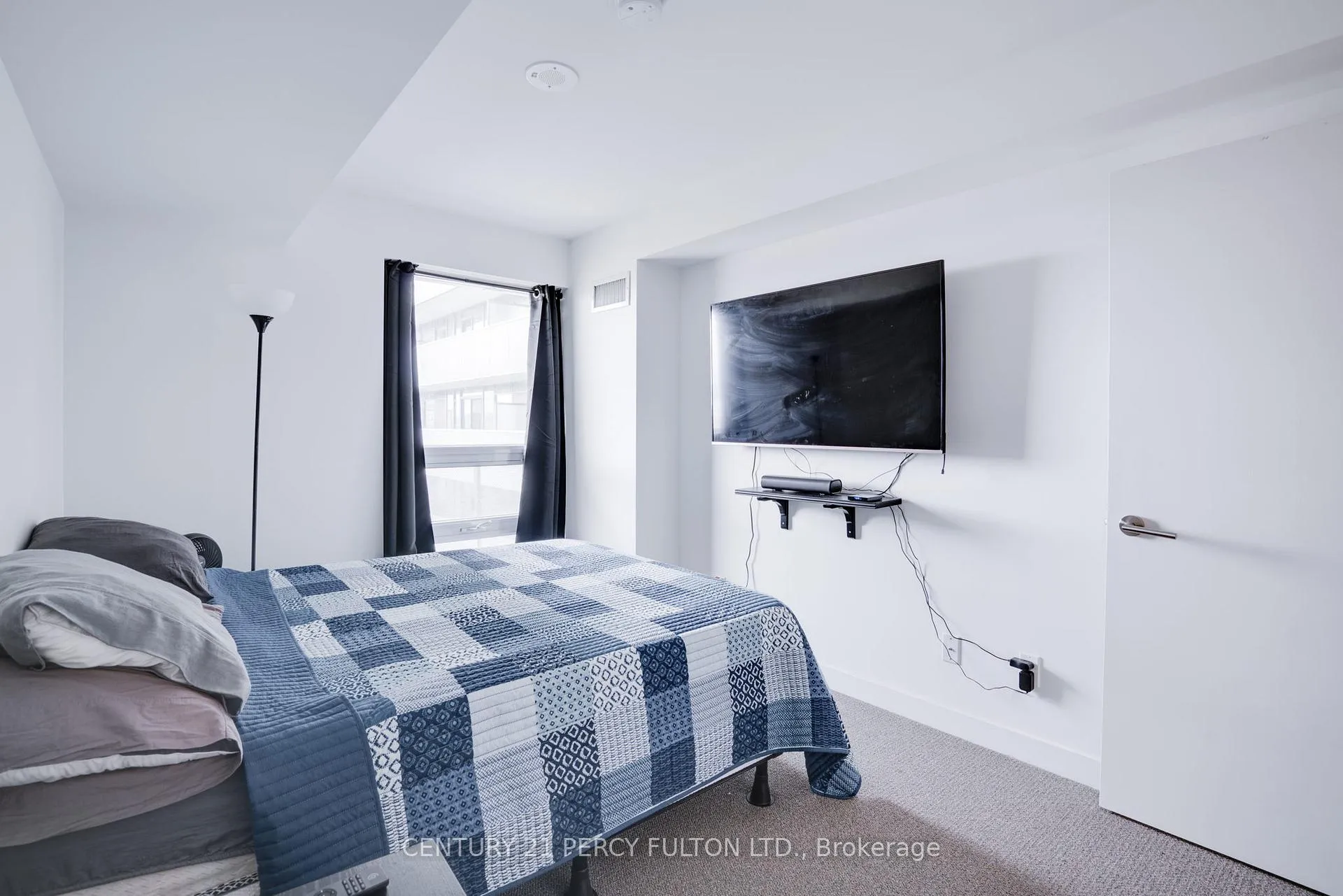 Photo 6 of Unit 516, 120 Varna Drive, Toronto, Englemount-Lawrence — HOMEH