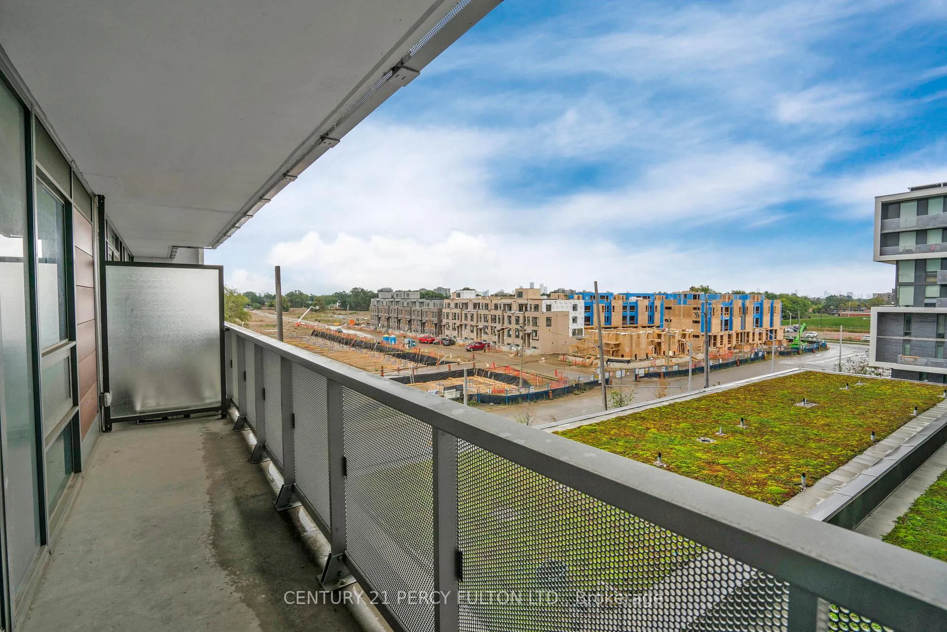 Photo 7 of Unit 516, 120 Varna Drive, Toronto, Englemount-Lawrence — HOMEH