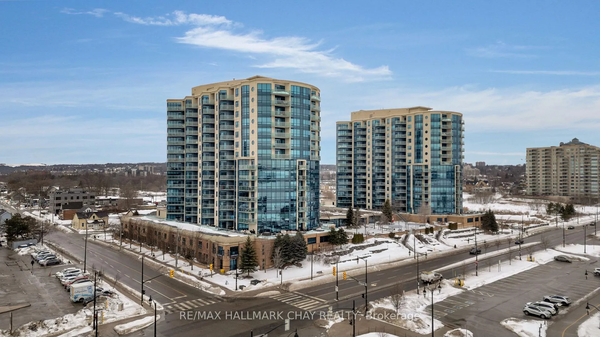 Photo 2 of Unit 1108, 37 Ellen Street, Barrie, City Centre — HOMEH