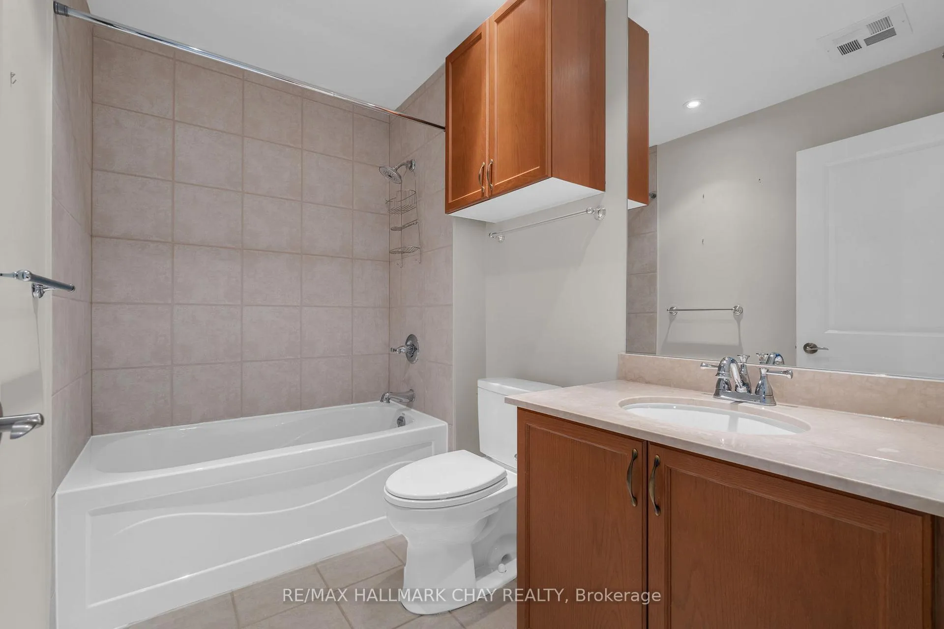 Photo 25 of Unit 1108, 37 Ellen Street, Barrie, City Centre — HOMEH