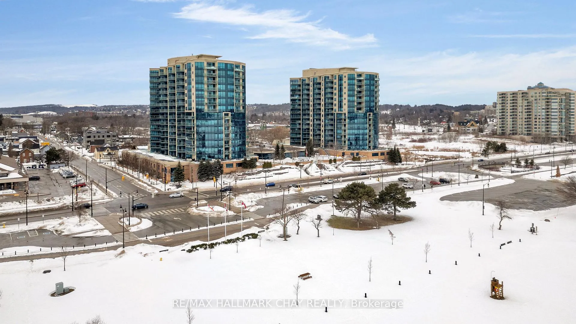 Photo 32 of Unit 1108, 37 Ellen Street, Barrie, City Centre — HOMEH