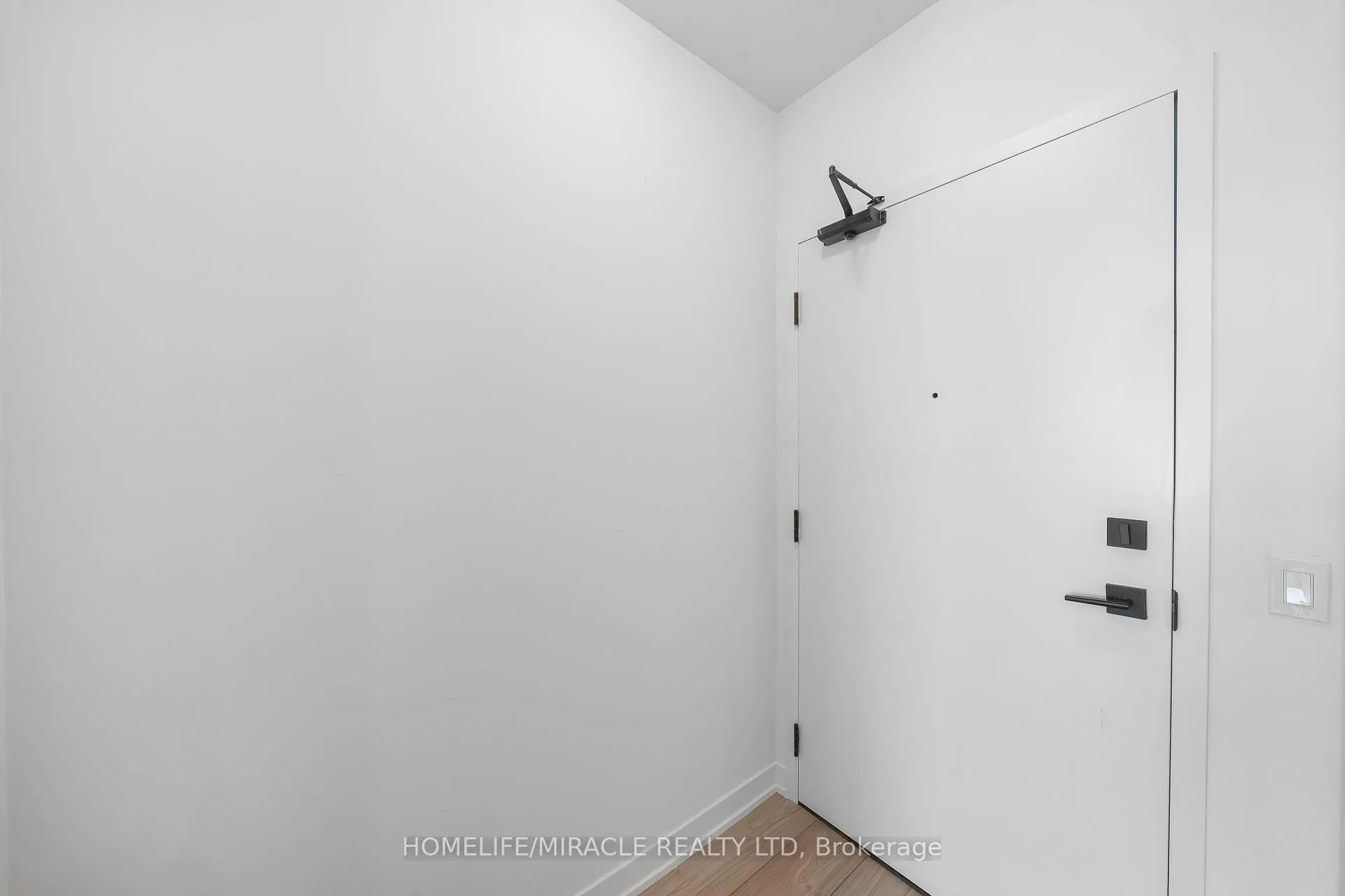 Photo 6 of Unit 2903, 498 Caldari Road, Vaughan, Concord — HOMEH