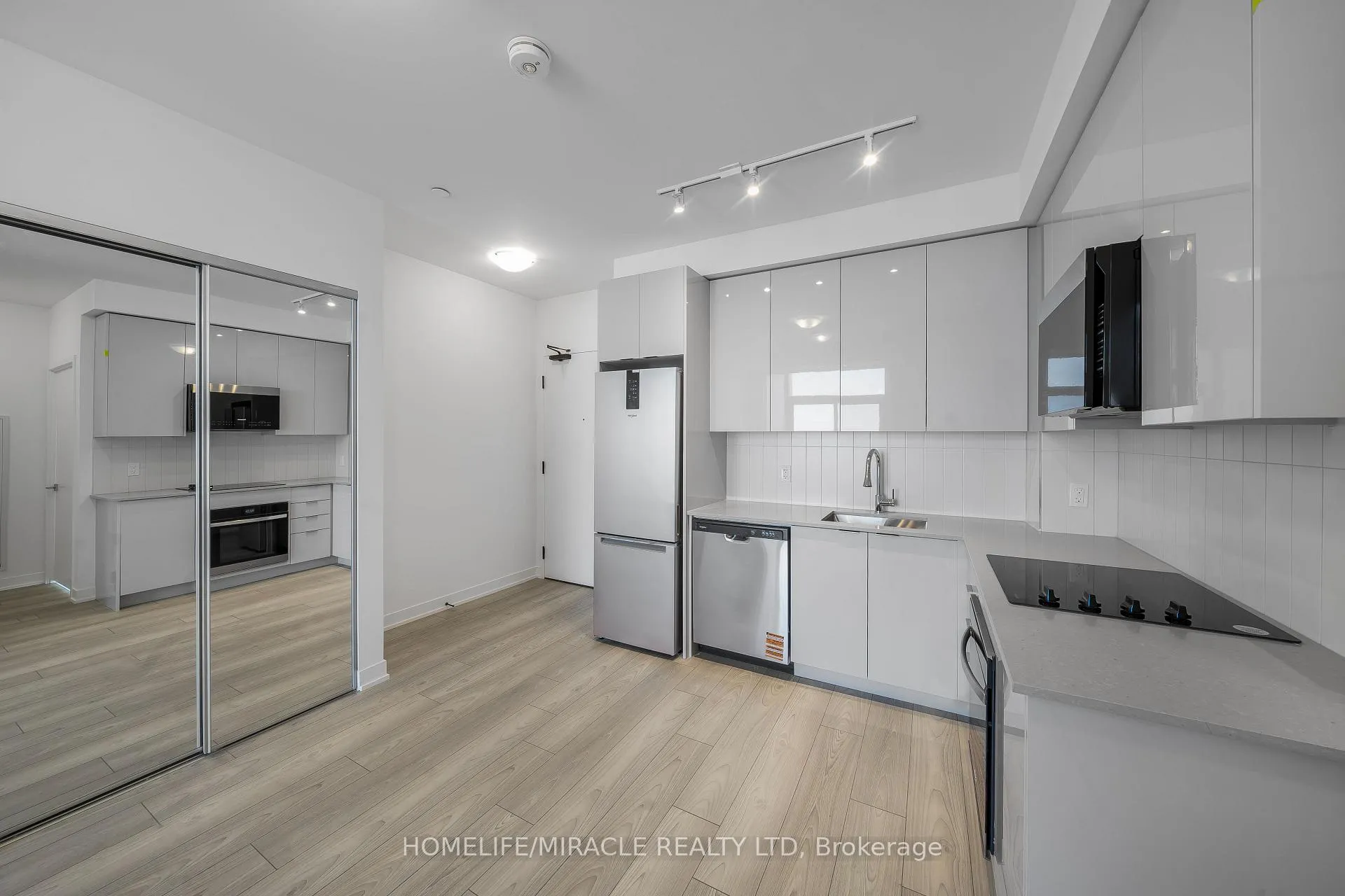 Photo 8 of Unit 2903, 498 Caldari Road, Vaughan, Concord — HOMEH