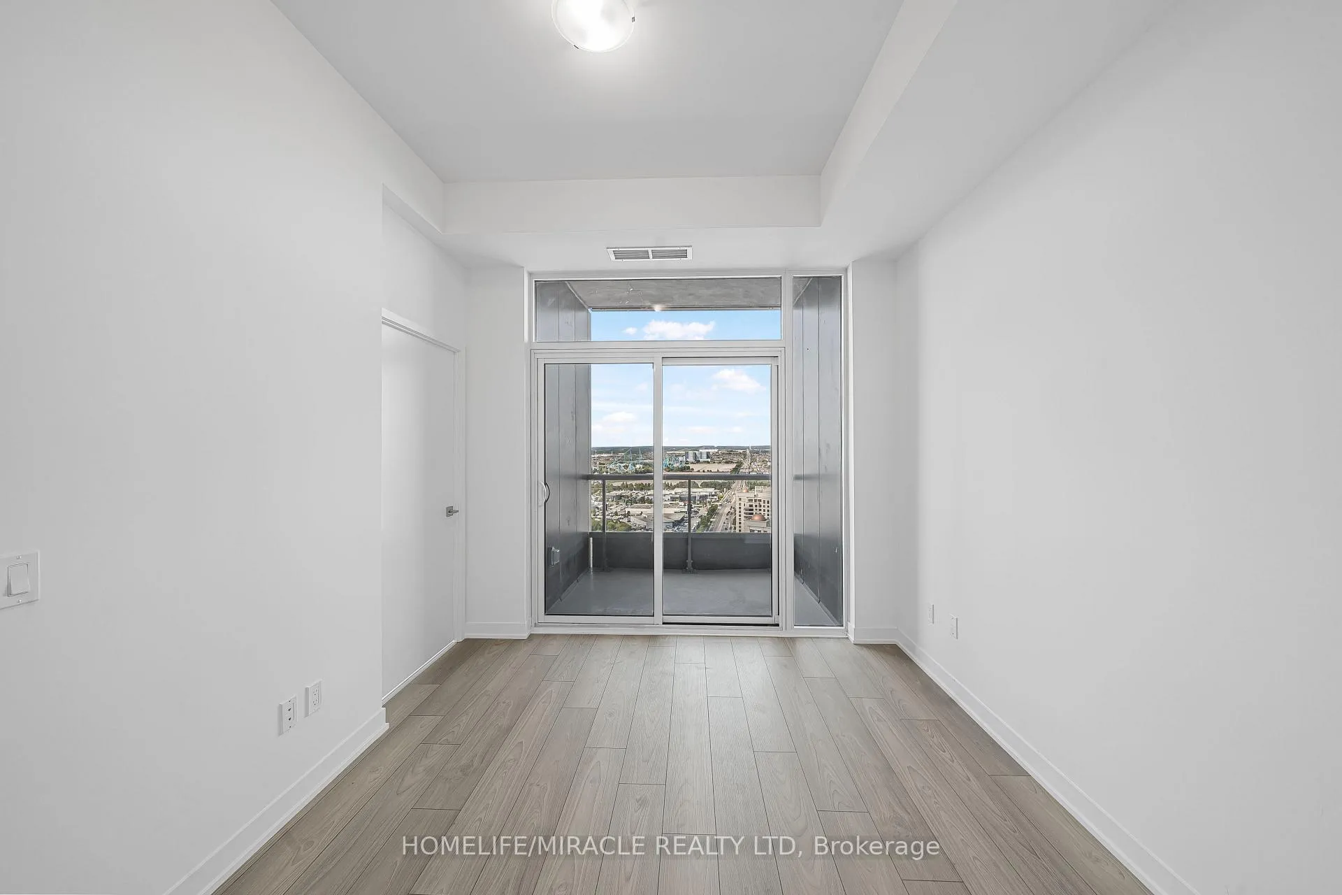 Photo 9 of Unit 2903, 498 Caldari Road, Vaughan, Concord — HOMEH