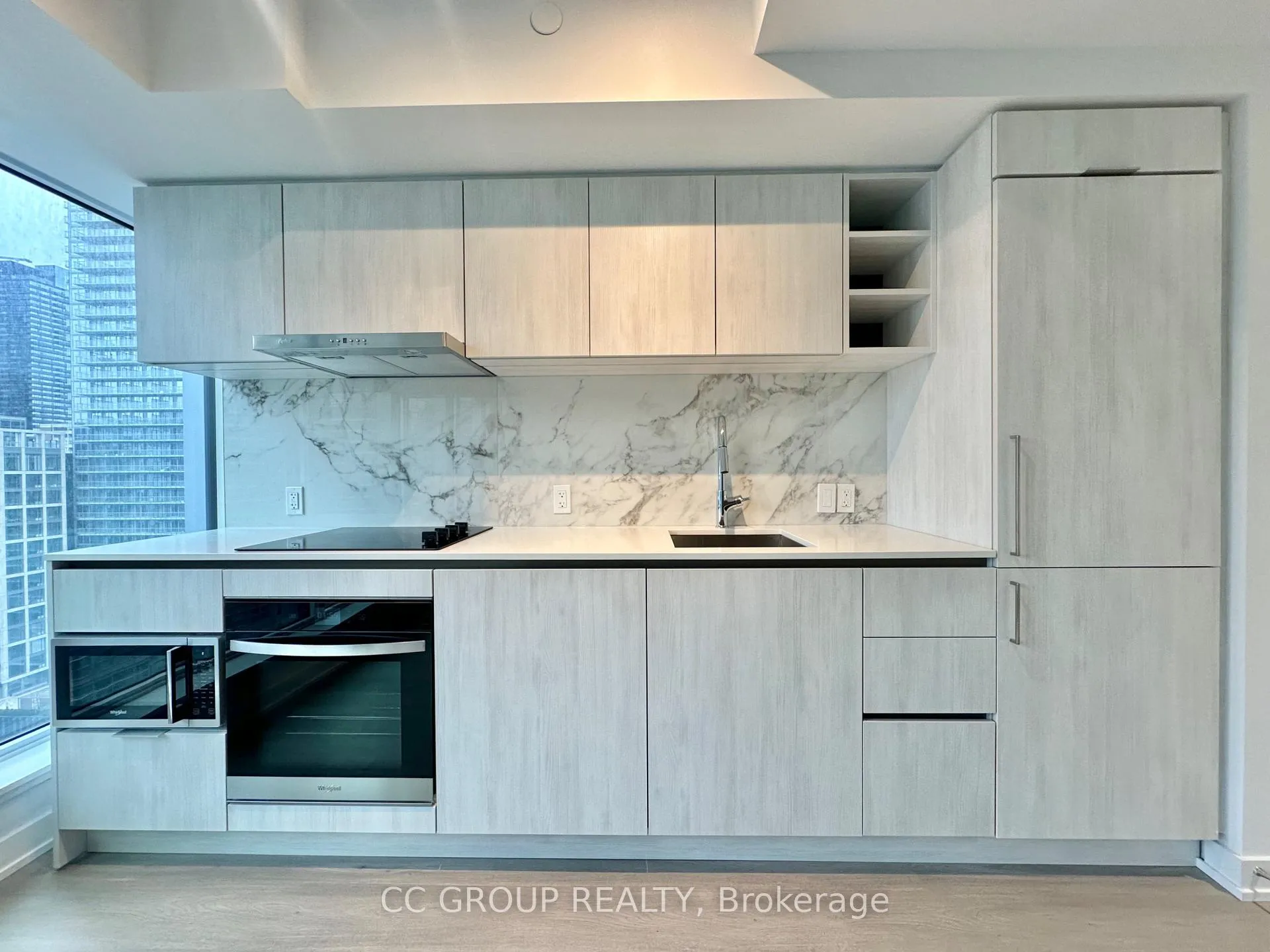 Photo 4 of Unit 2205, 8 Wellesley Street W, Toronto, Bay Street Corridor — HOMEH