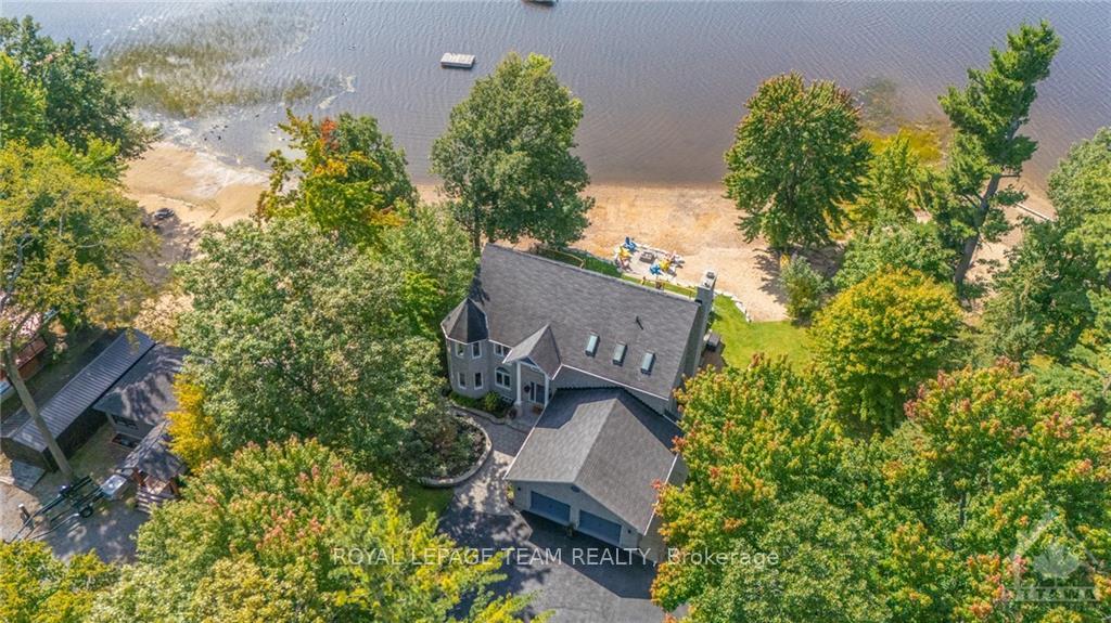 Photo 2 of 4232 Armitage Avenue, Ottawa, Dunrobin Shores — HOMEH