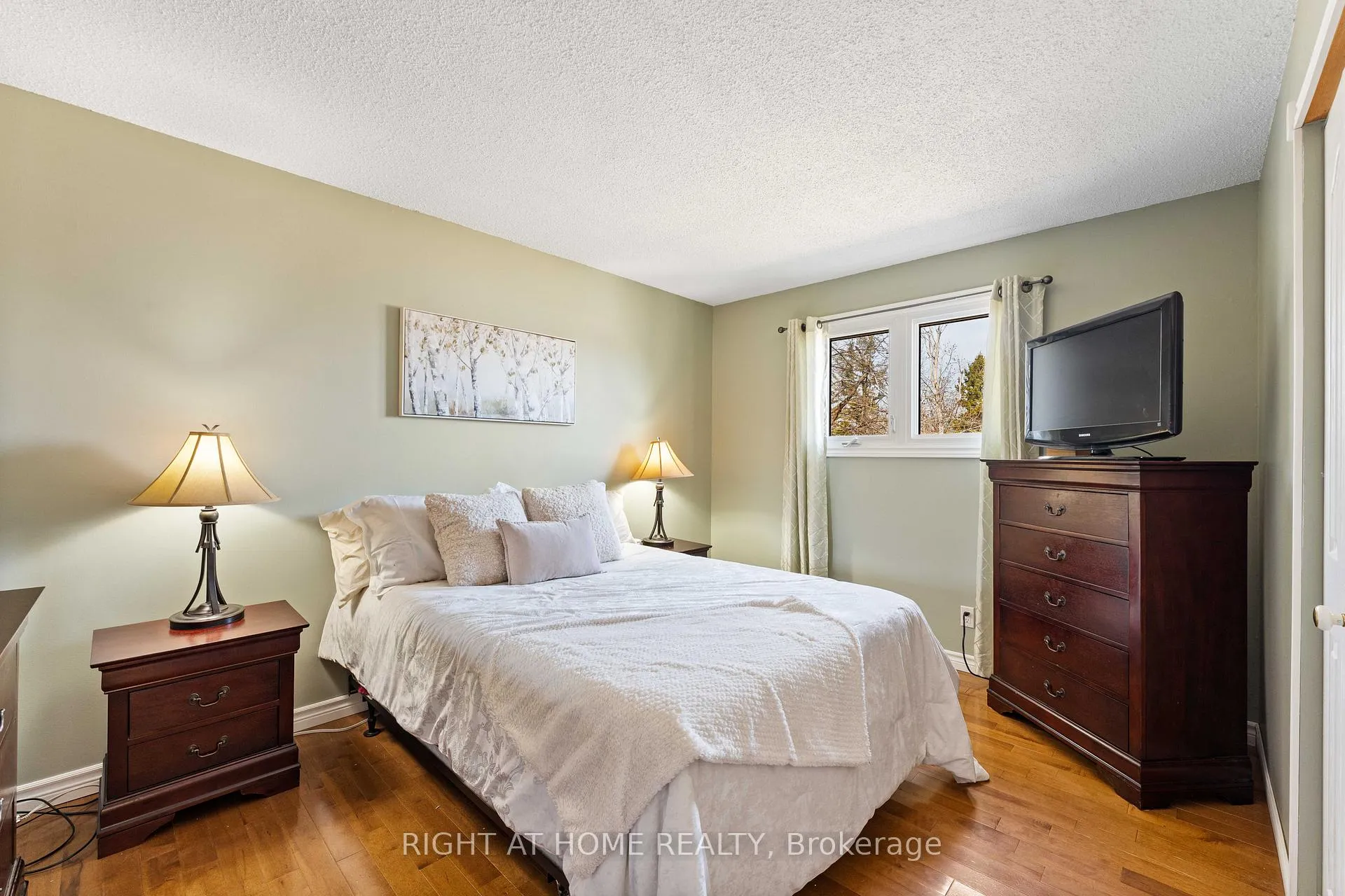 Photo 10 of 10 Preston Street, Oro-Medonte, Warminster — HOMEH