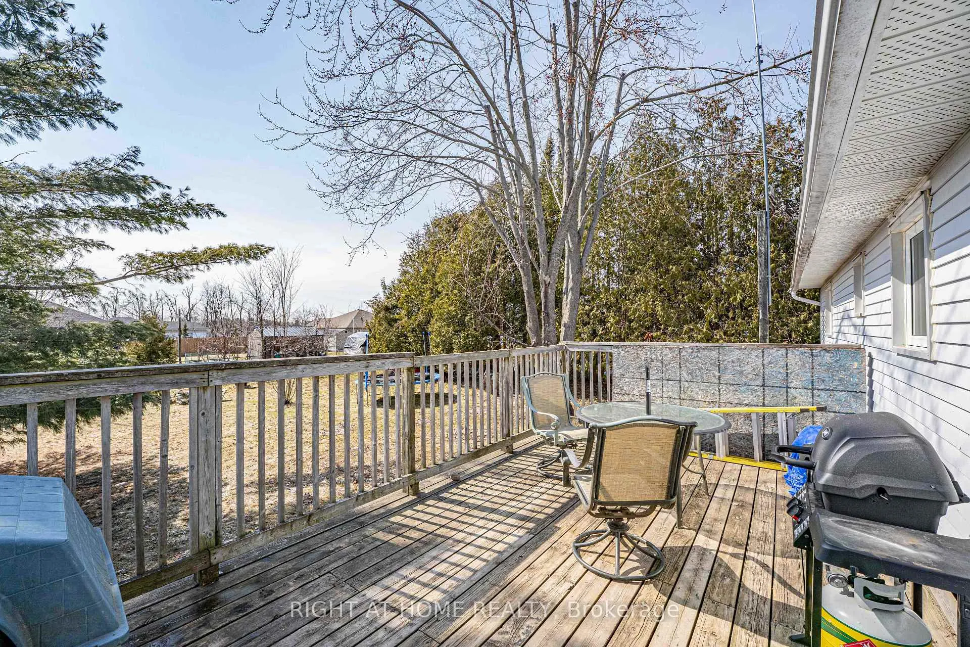 Photo 15 of 10 Preston Street, Oro-Medonte, Warminster — HOMEH