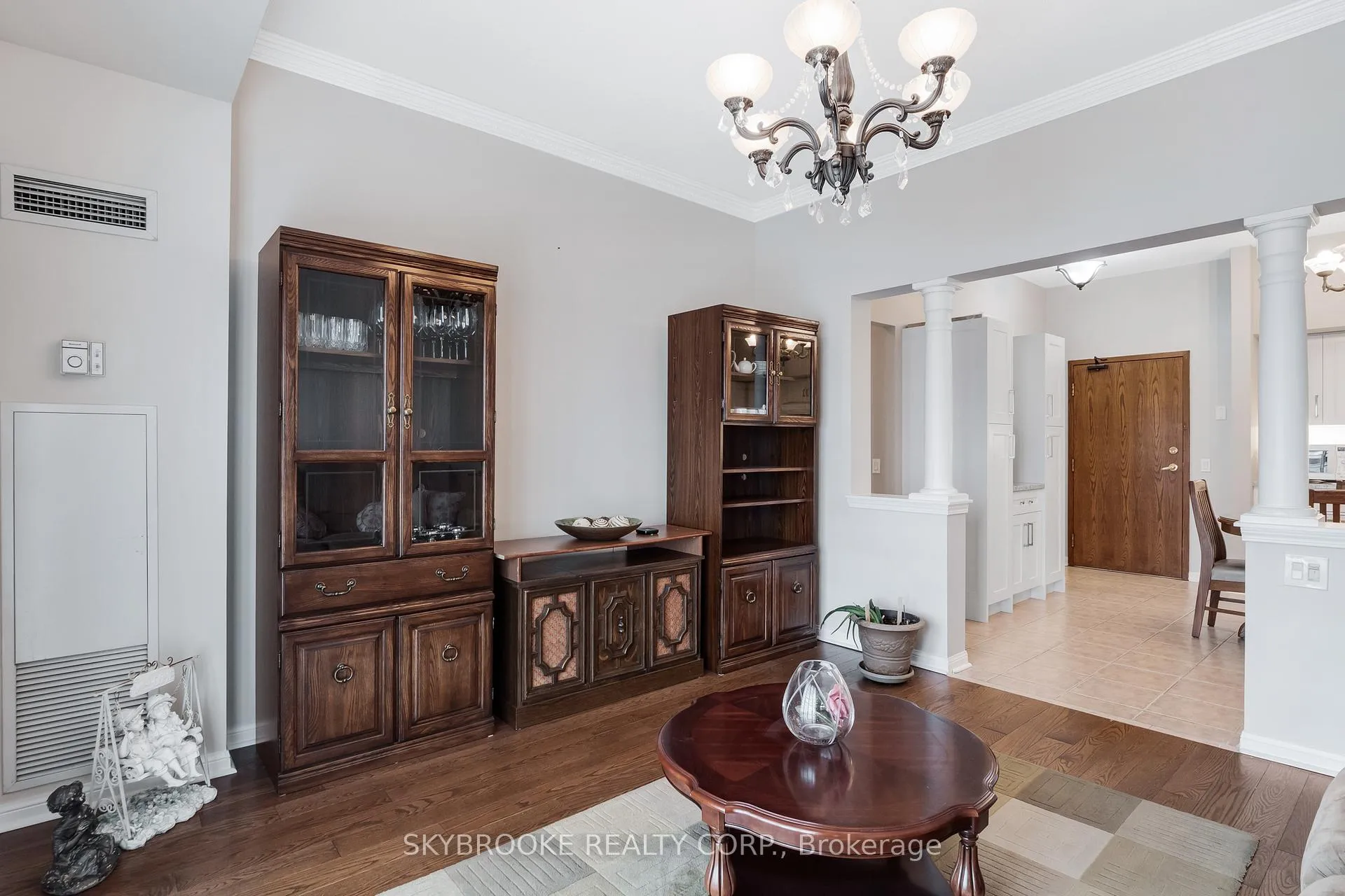 Photo 7 of Unit 510, 2506 Rutherford Road, Vaughan, Maple — HOMEH