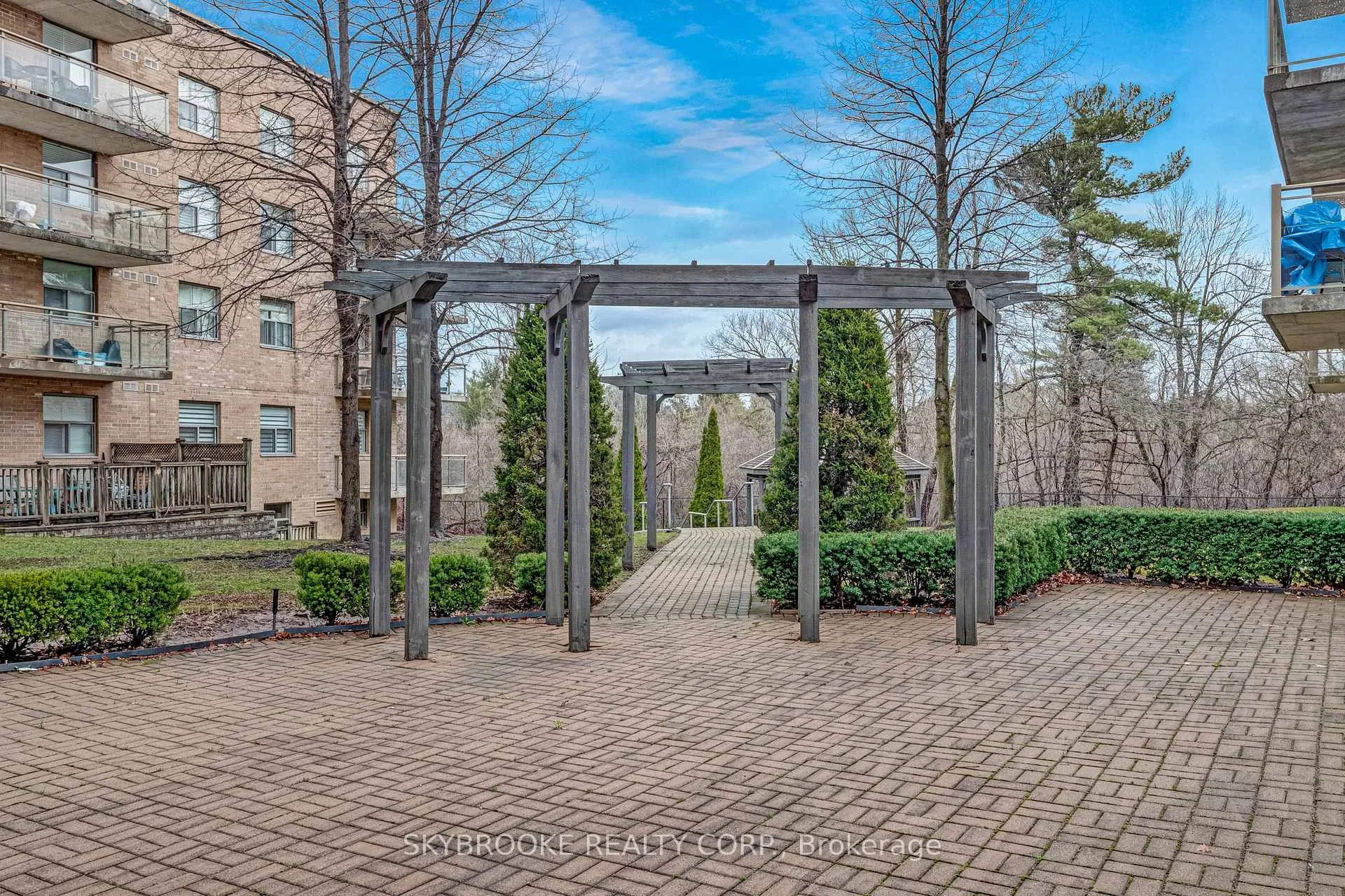 Photo 19 of Unit 510, 2506 Rutherford Road, Vaughan, Maple — HOMEH