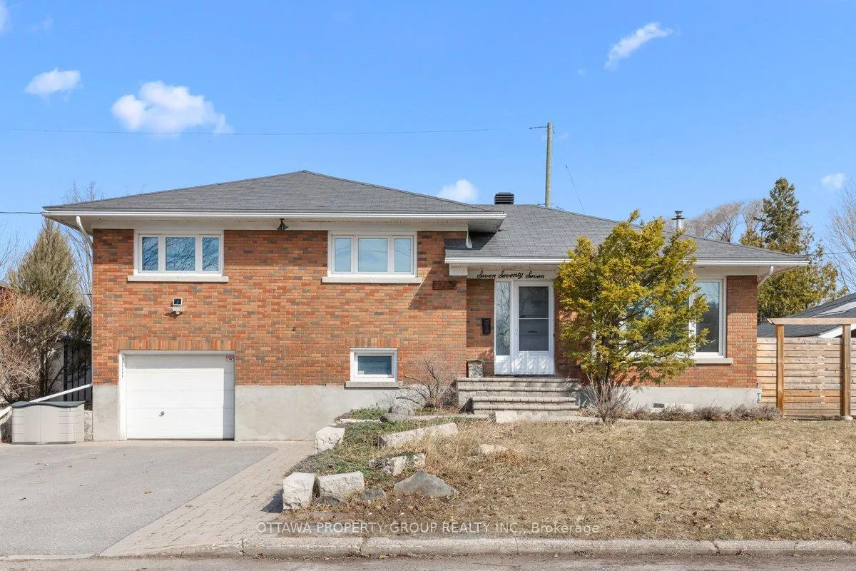 Photo 2 of 777 Cork Street, Ottawa, Elmvale Acres — HOMEH