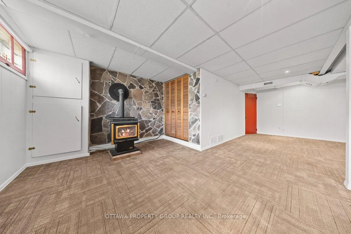 Photo 12 of 777 Cork Street, Ottawa, Elmvale Acres — HOMEH