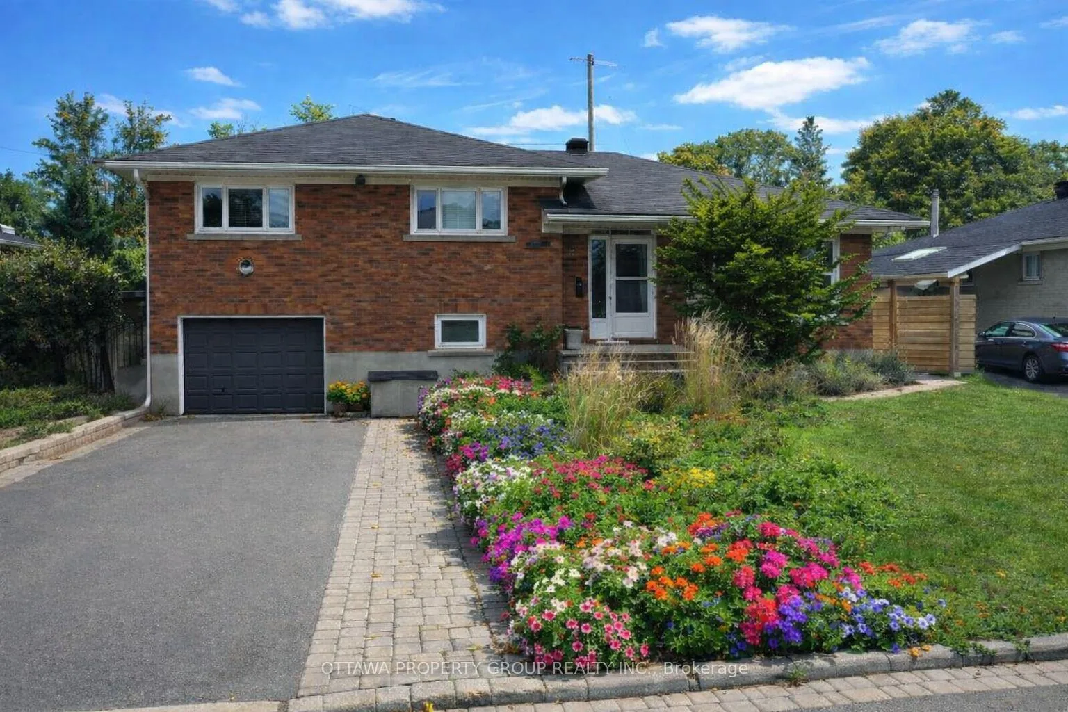 Photo 26 of 777 Cork Street, Ottawa, Elmvale Acres — HOMEH