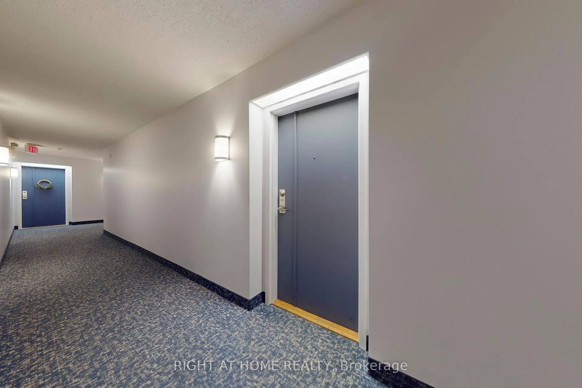 Photo 2 of Unit 310, 211 Randolph Road, Toronto, Leaside — HOMEH