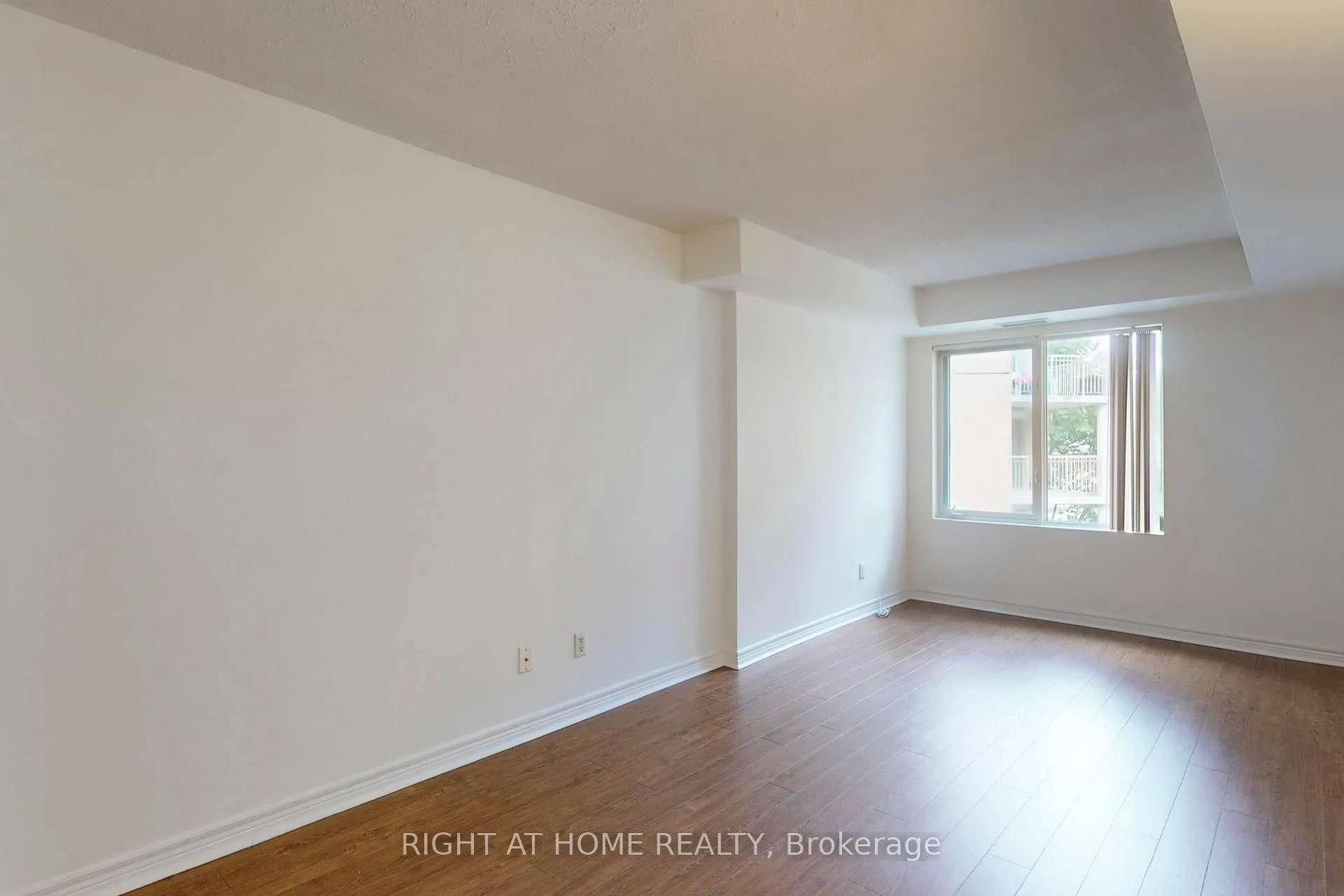 Photo 9 of Unit 310, 211 Randolph Road, Toronto, Leaside — HOMEH
