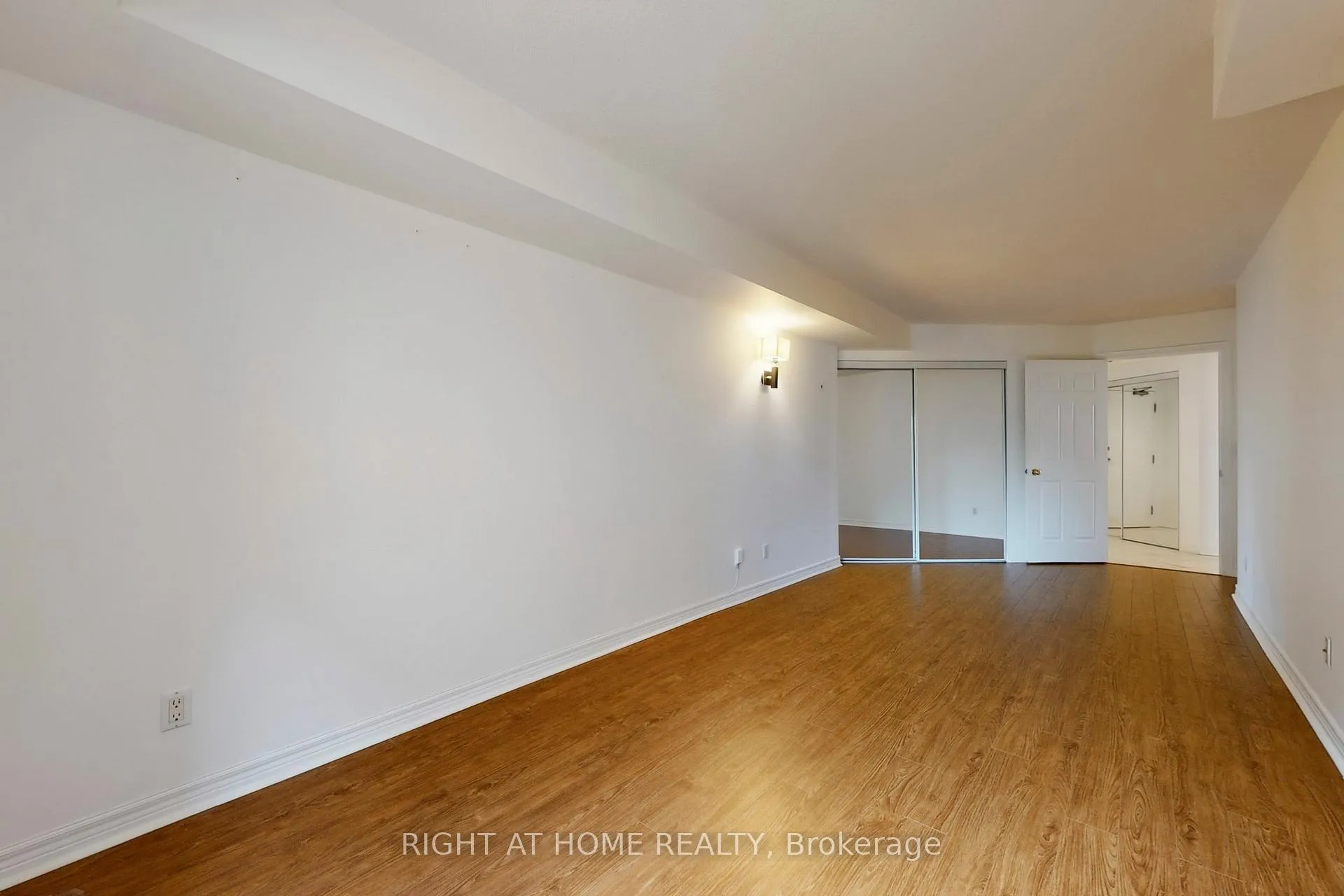 Photo 11 of Unit 310, 211 Randolph Road, Toronto, Leaside — HOMEH