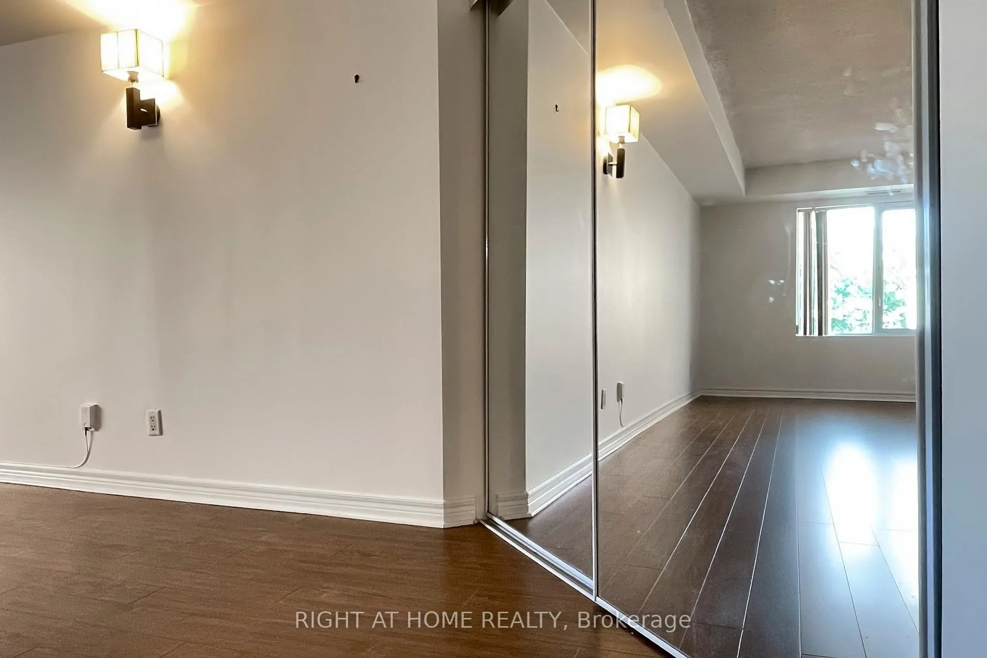 Photo 12 of Unit 310, 211 Randolph Road, Toronto, Leaside — HOMEH