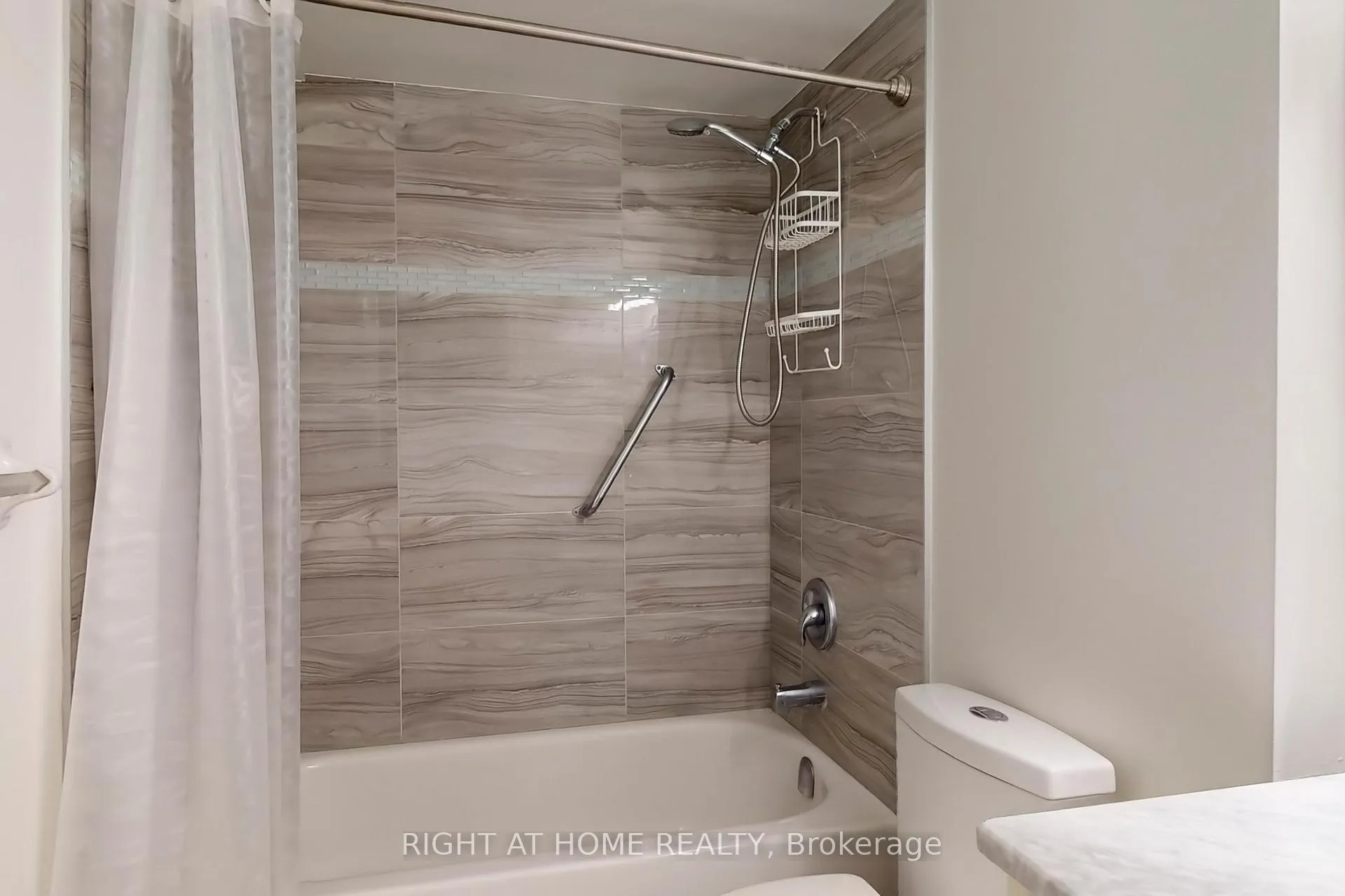 Photo 18 of Unit 310, 211 Randolph Road, Toronto, Leaside — HOMEH