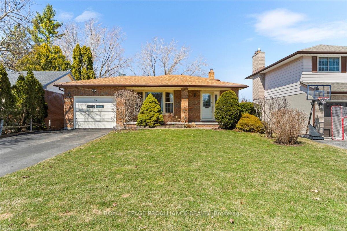 Front of 14 Briarwood Crescent