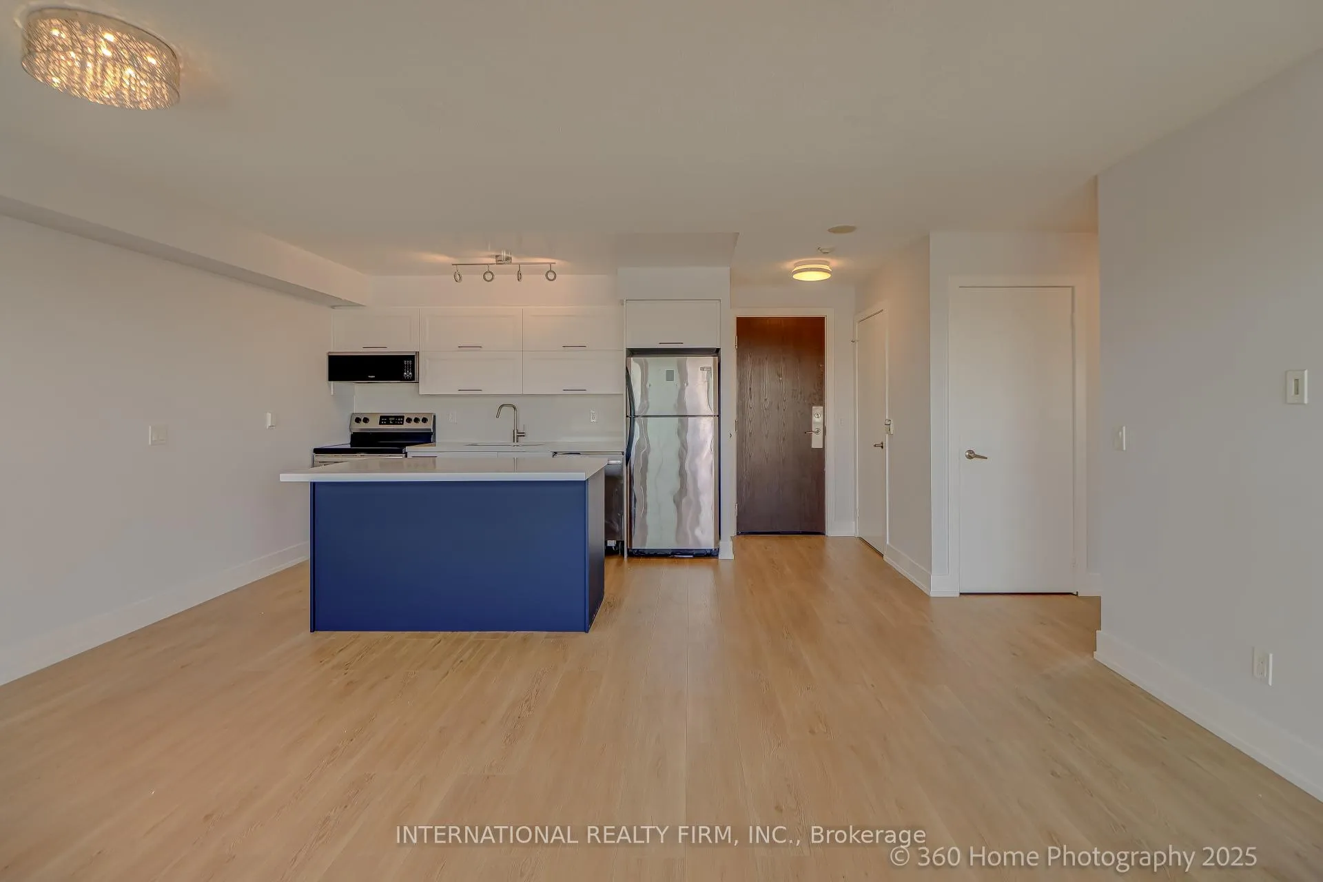 Photo 6 of Unit 2305, 80 Western Battery Road, Toronto, Niagara — HOMEH