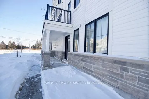 Photo 3 of 10 Caspian Row, Ottawa, Kanata - Emerald Meadows/Trailwest — HOMEH
