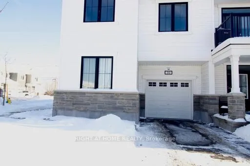 Photo 4 of 10 Caspian Row, Ottawa, Kanata - Emerald Meadows/Trailwest — HOMEH