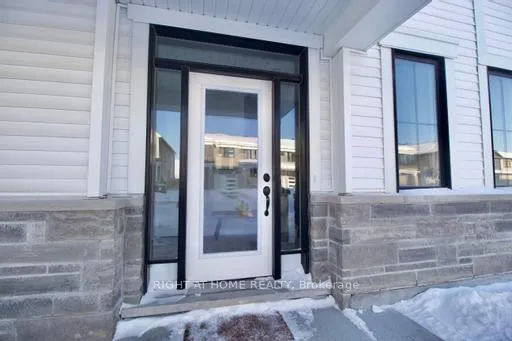 Photo 6 of 10 Caspian Row, Ottawa, Kanata - Emerald Meadows/Trailwest — HOMEH
