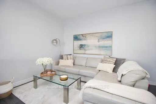 Photo 14 of 10 Caspian Row, Ottawa, Kanata - Emerald Meadows/Trailwest — HOMEH