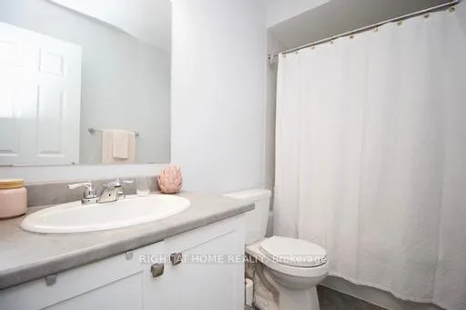 Photo 23 of 10 Caspian Row, Ottawa, Kanata - Emerald Meadows/Trailwest — HOMEH