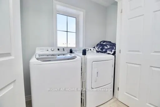 Photo 30 of 10 Caspian Row, Ottawa, Kanata - Emerald Meadows/Trailwest — HOMEH