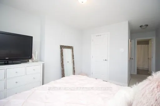 Photo 32 of 10 Caspian Row, Ottawa, Kanata - Emerald Meadows/Trailwest — HOMEH