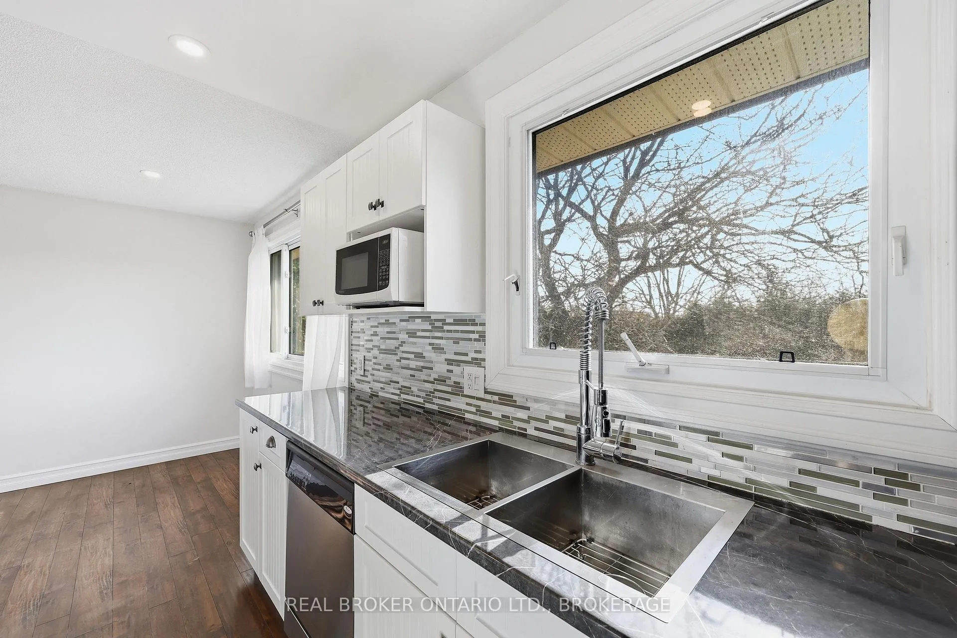 Photo 11 of 785 Canniff Place, Kingston, South of Taylor-Kidd Blvd — HOMEH