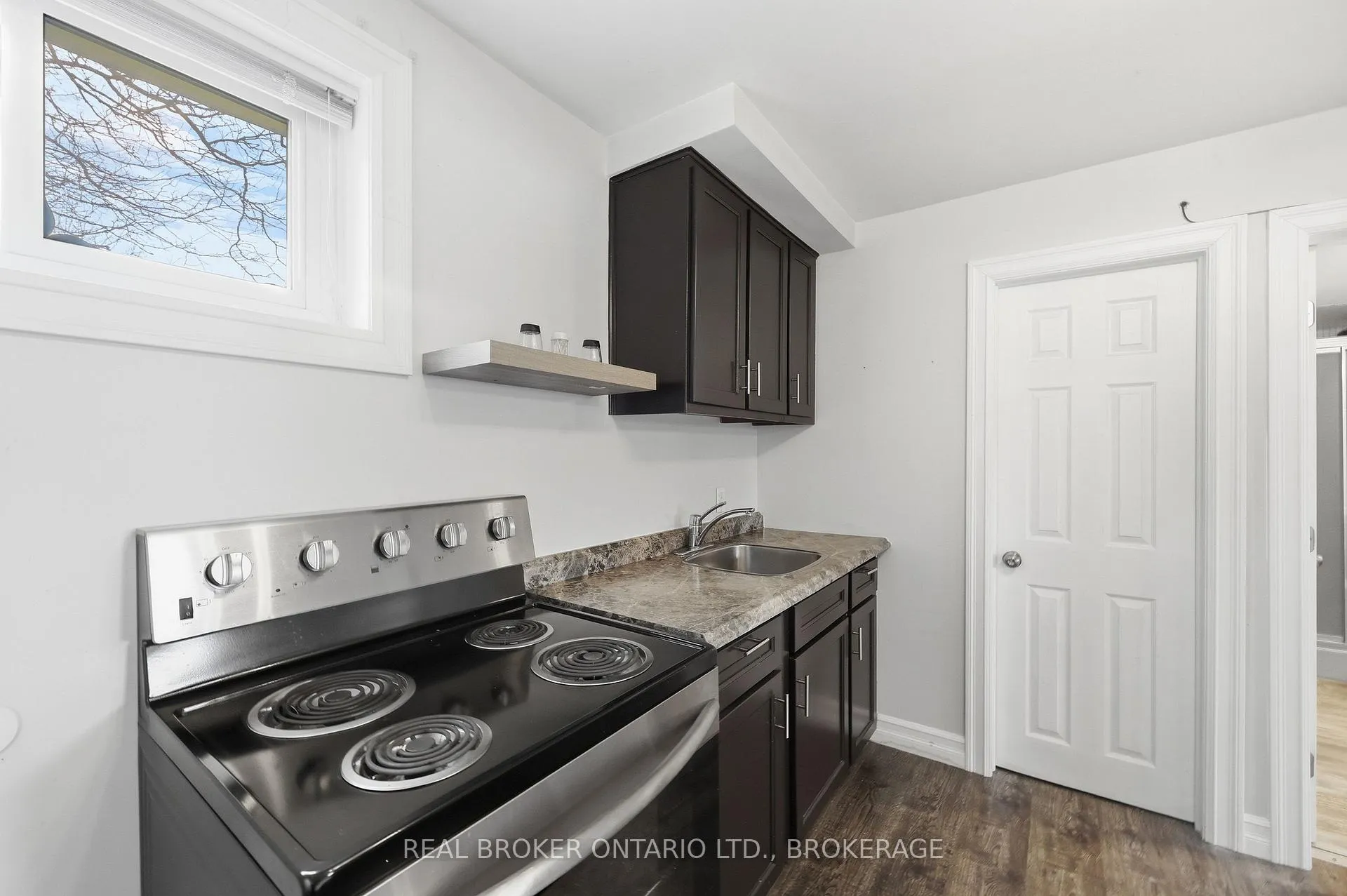 Photo 27 of 785 Canniff Place, Kingston, South of Taylor-Kidd Blvd — HOMEH